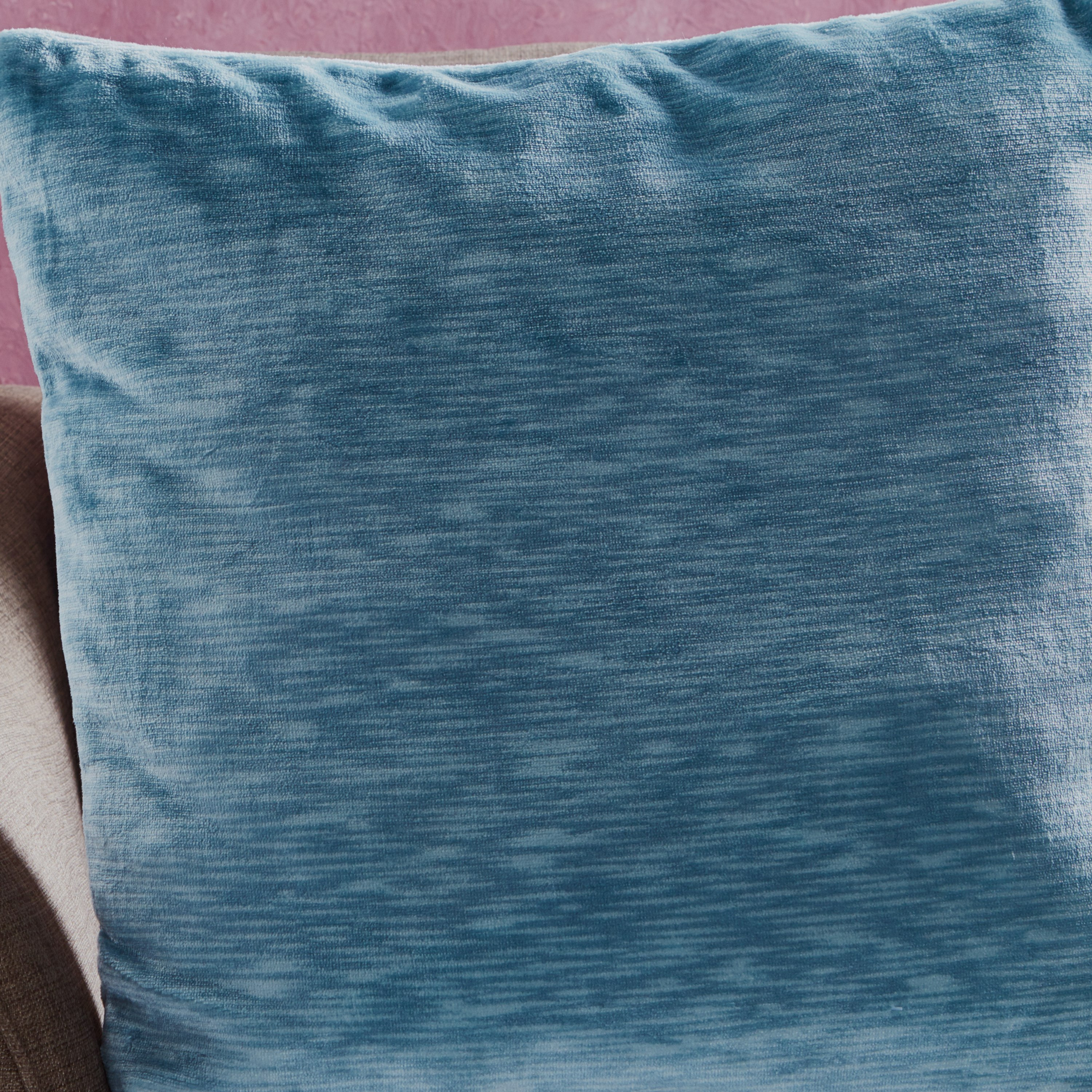 غطاء وسادة تيدي فلانيل-  45x45 سم-hbxhomeware-cushionsandcovers-cushioncovers-image-2
