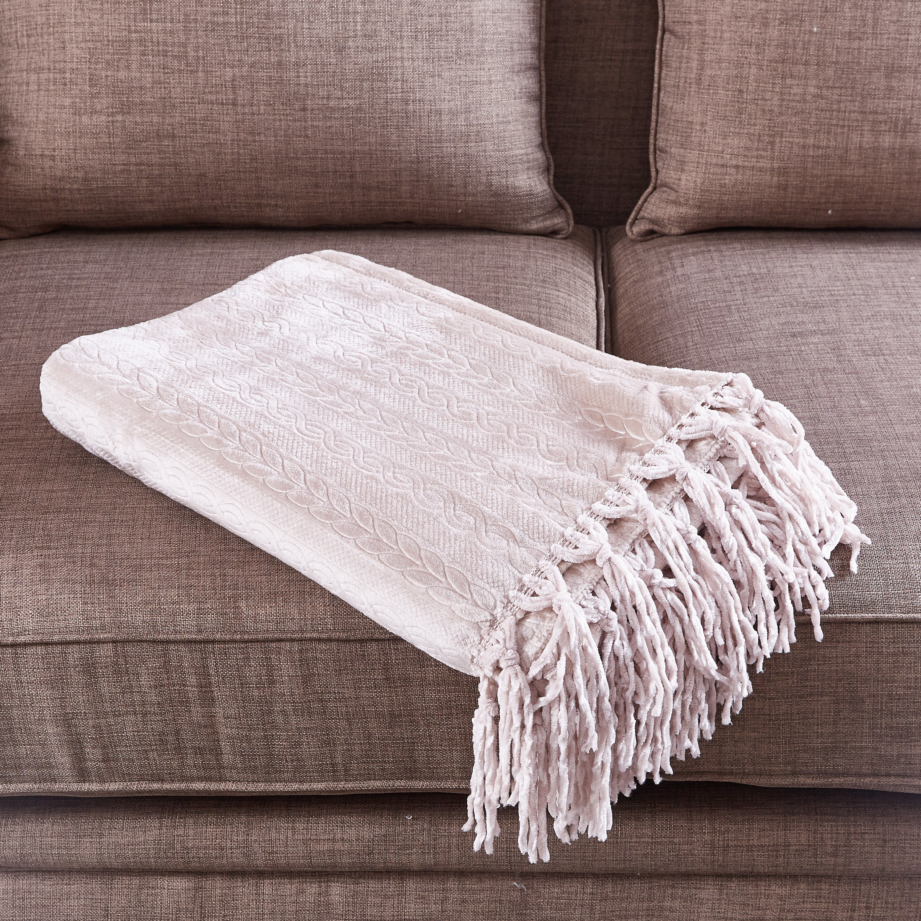 مفرش كنبة مايكرو فلانيل مخملي- 130x180 سم-hbxhomeware-hbxbedroom-image-1