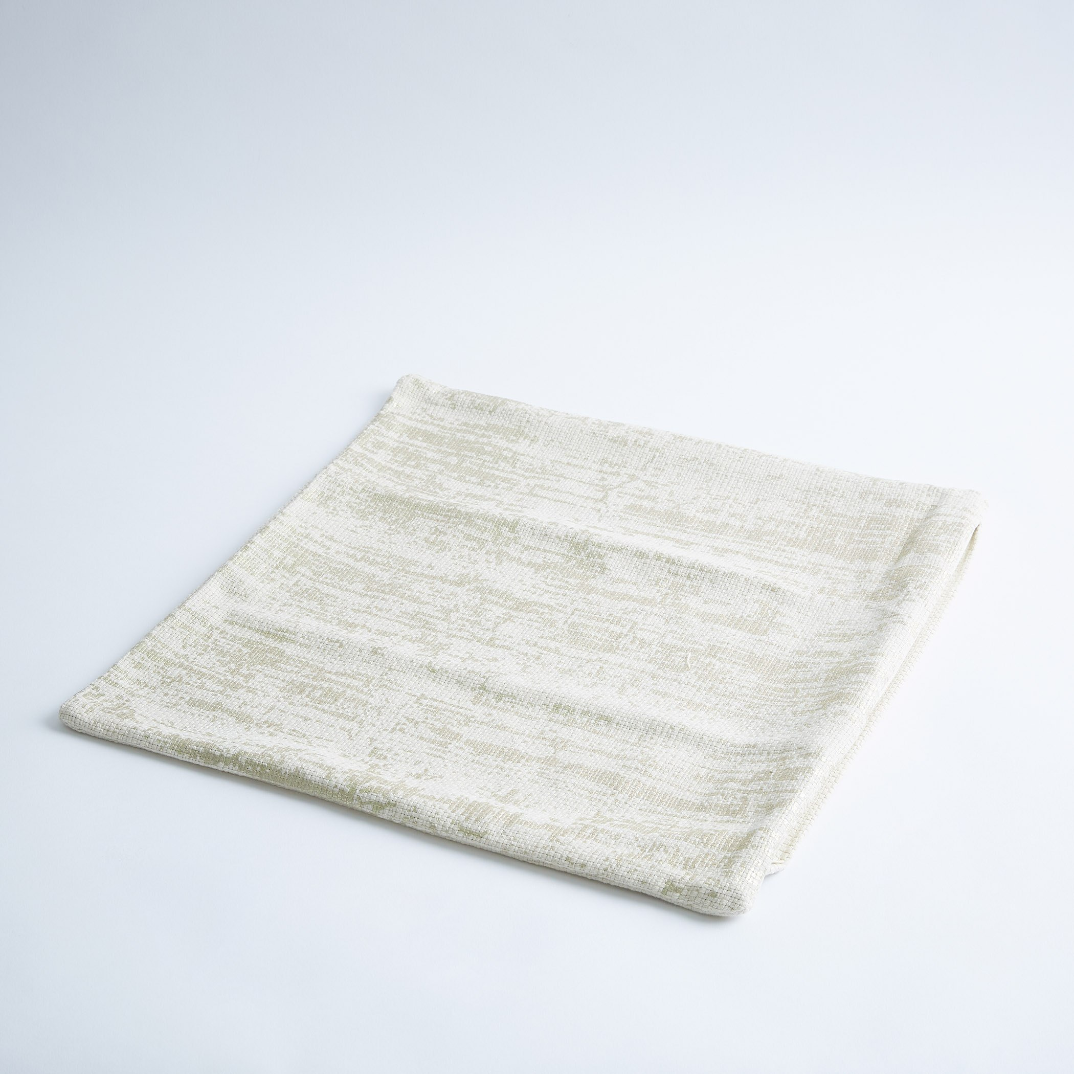 غطاء وسادة بطبعات لامعة من ليون- 40×40 سم-hbxhomeware-cushionsandcovers-cushioncovers-image-4