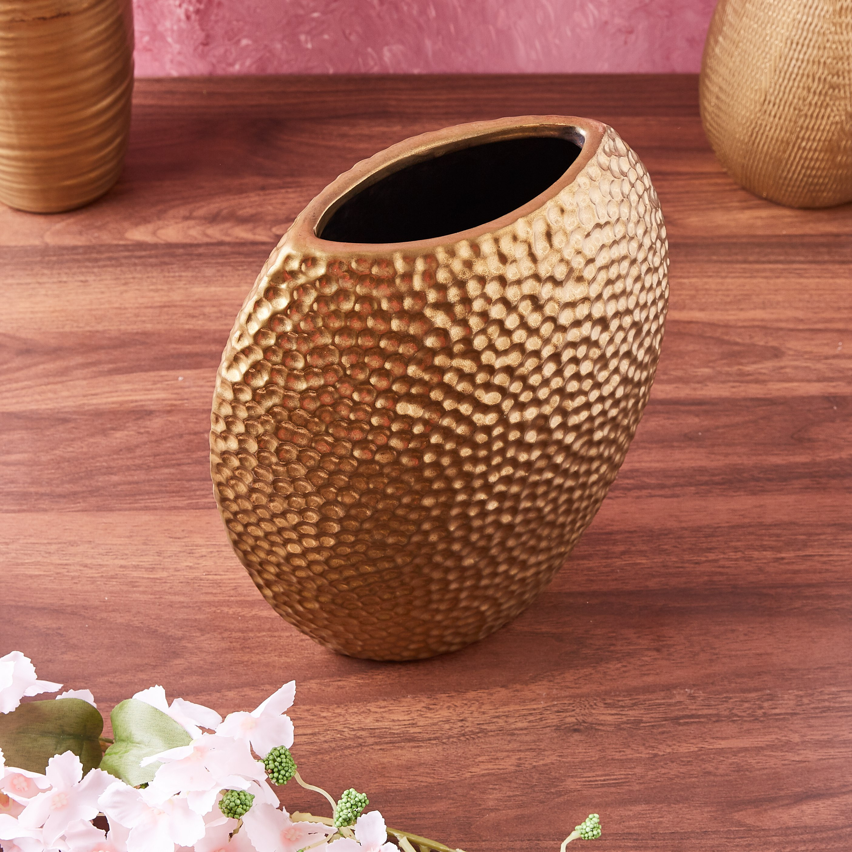 Durian Shaped Vase-hbxbedroom-decorandaccessories-vases-image-2