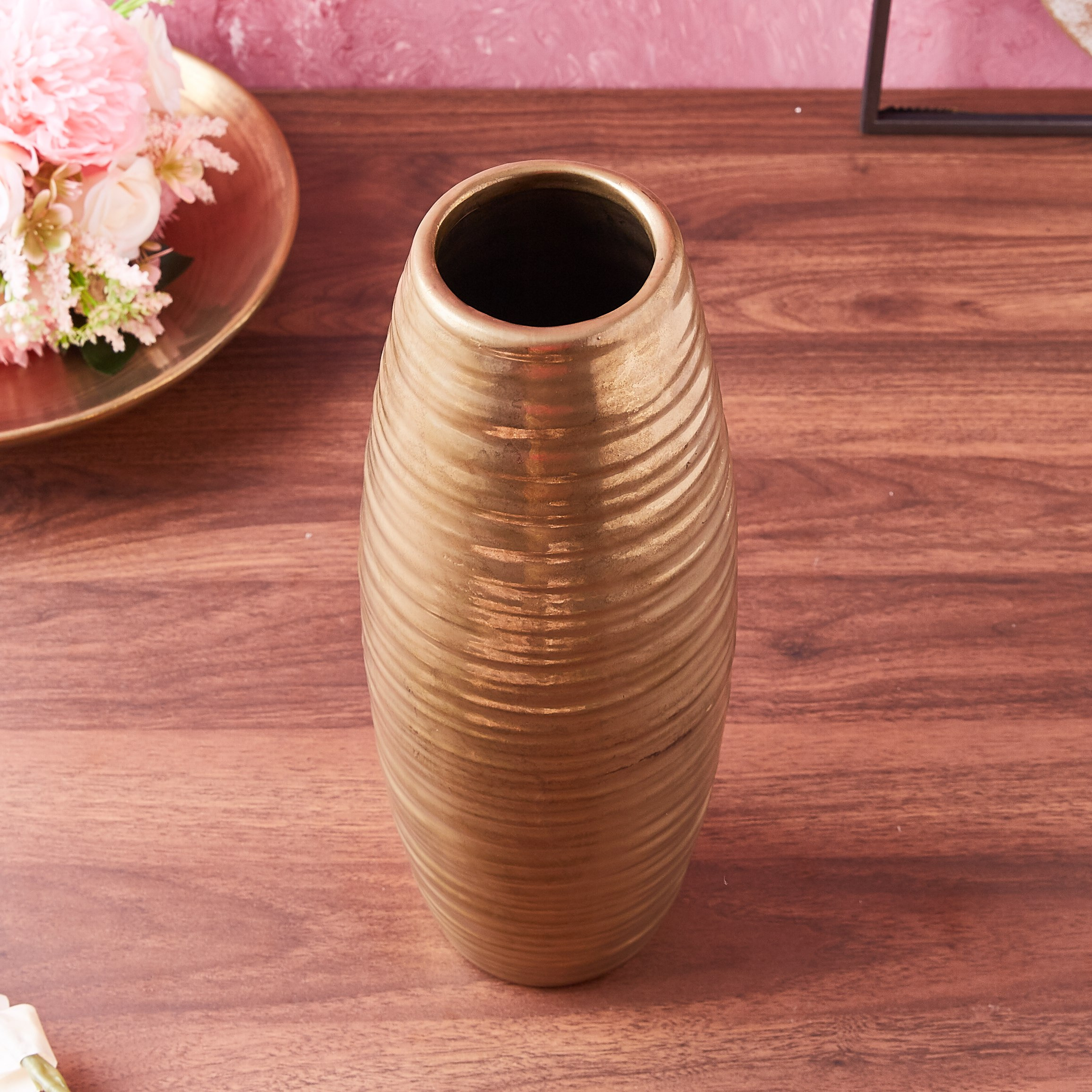 مزهرية مضلعة من مارسيلا-hbxbedroom-decorandaccessories-vases-image-2