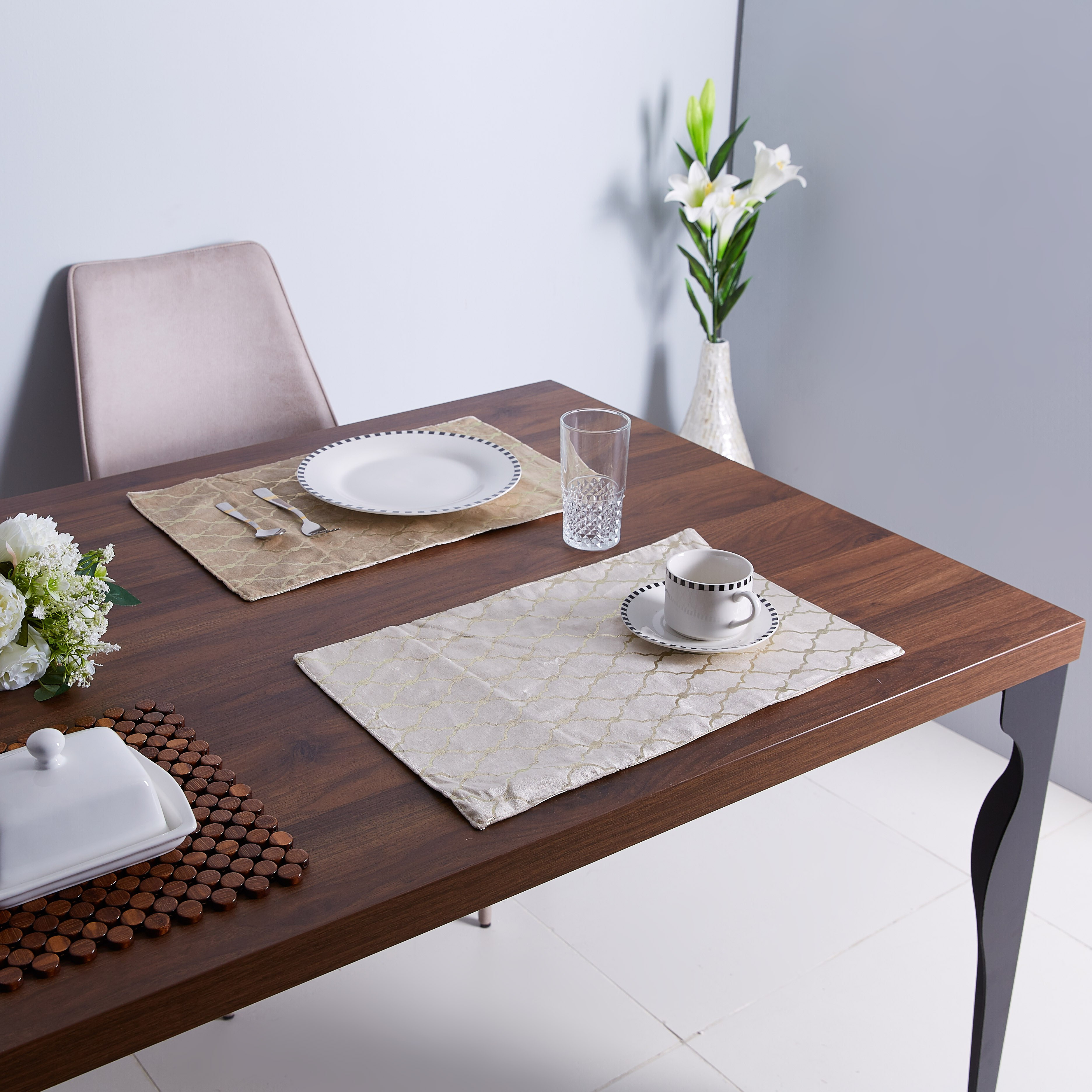 Leon 2-Piece Rectangular Placemat Set-hbxdecorandfurnishings-homefurnishings-tablelinens-image-4