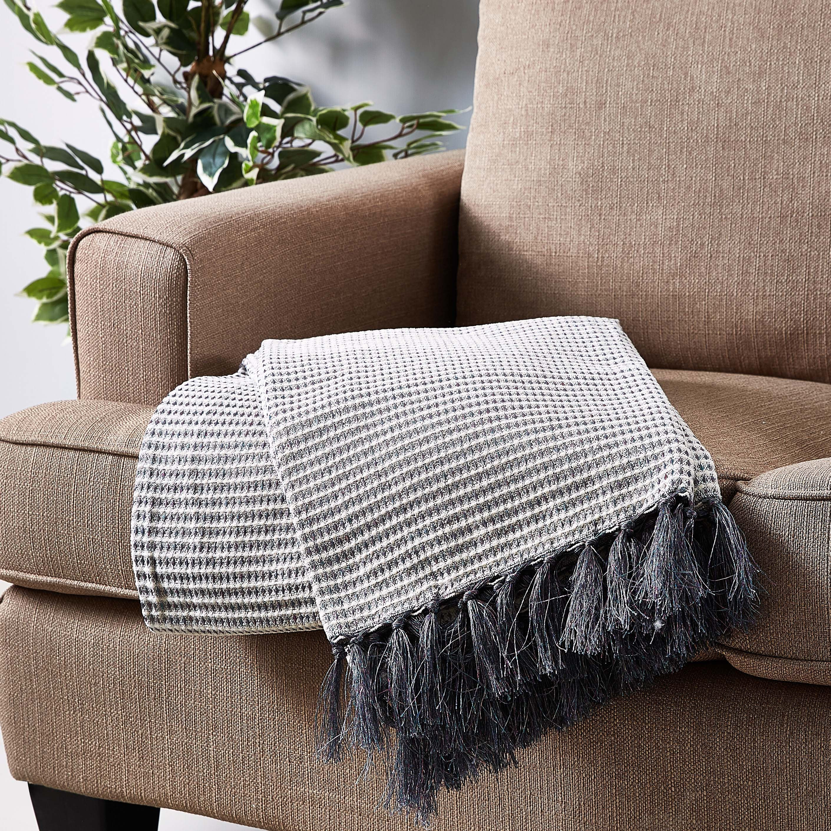 بطانية خفيفة بارزة الملمس من أورا - 130x180  سم-hbxhomeware-hbxbedroom-image-4