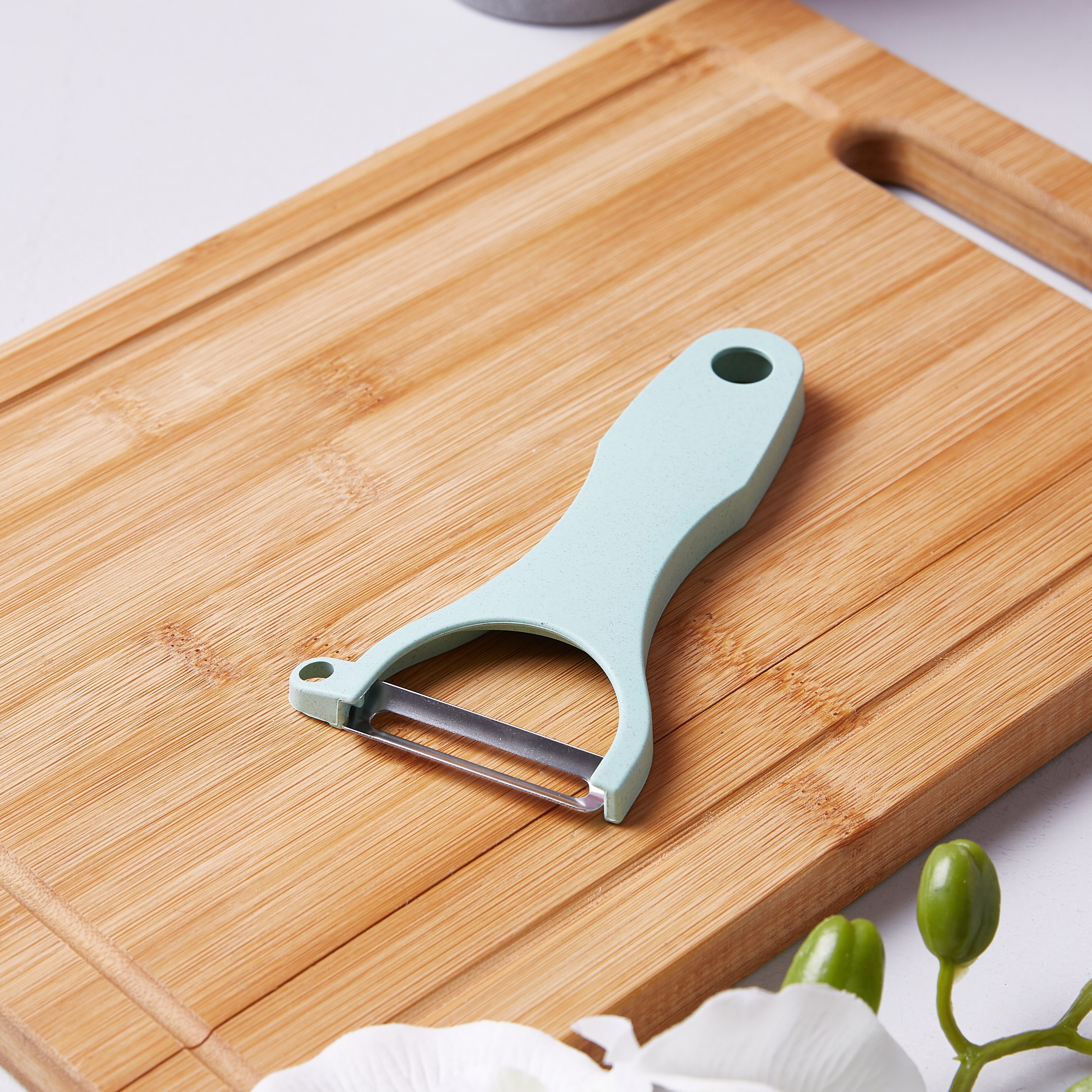 مقشرة بلاستيك من ايزي شيف-hbxhomeware-hbxkitchen-image-1