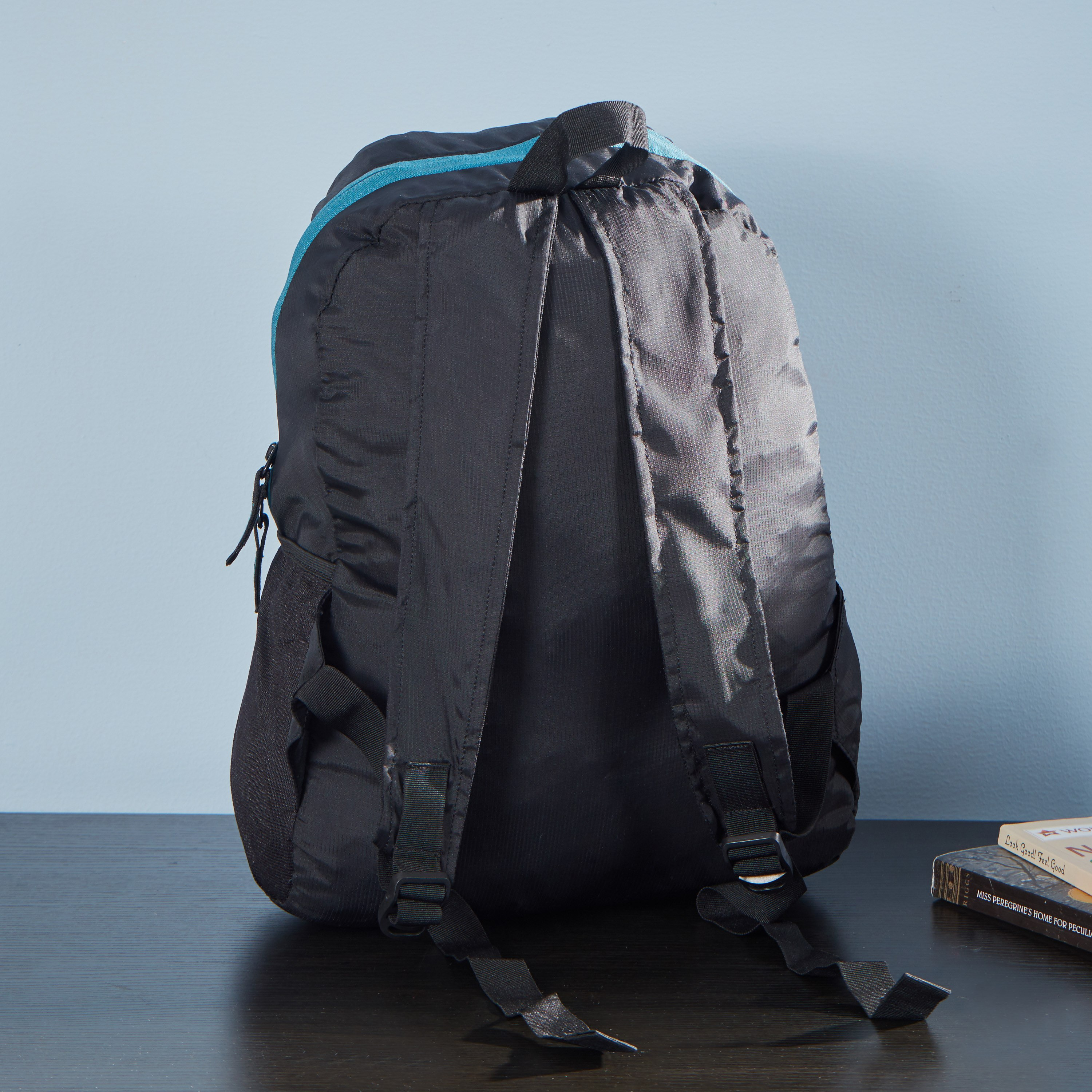 شنطة ظهر قابلة للطي من أركتيك-hbxdecorandfurnishings-travelaccessories-bagsandbackpacks-image-2