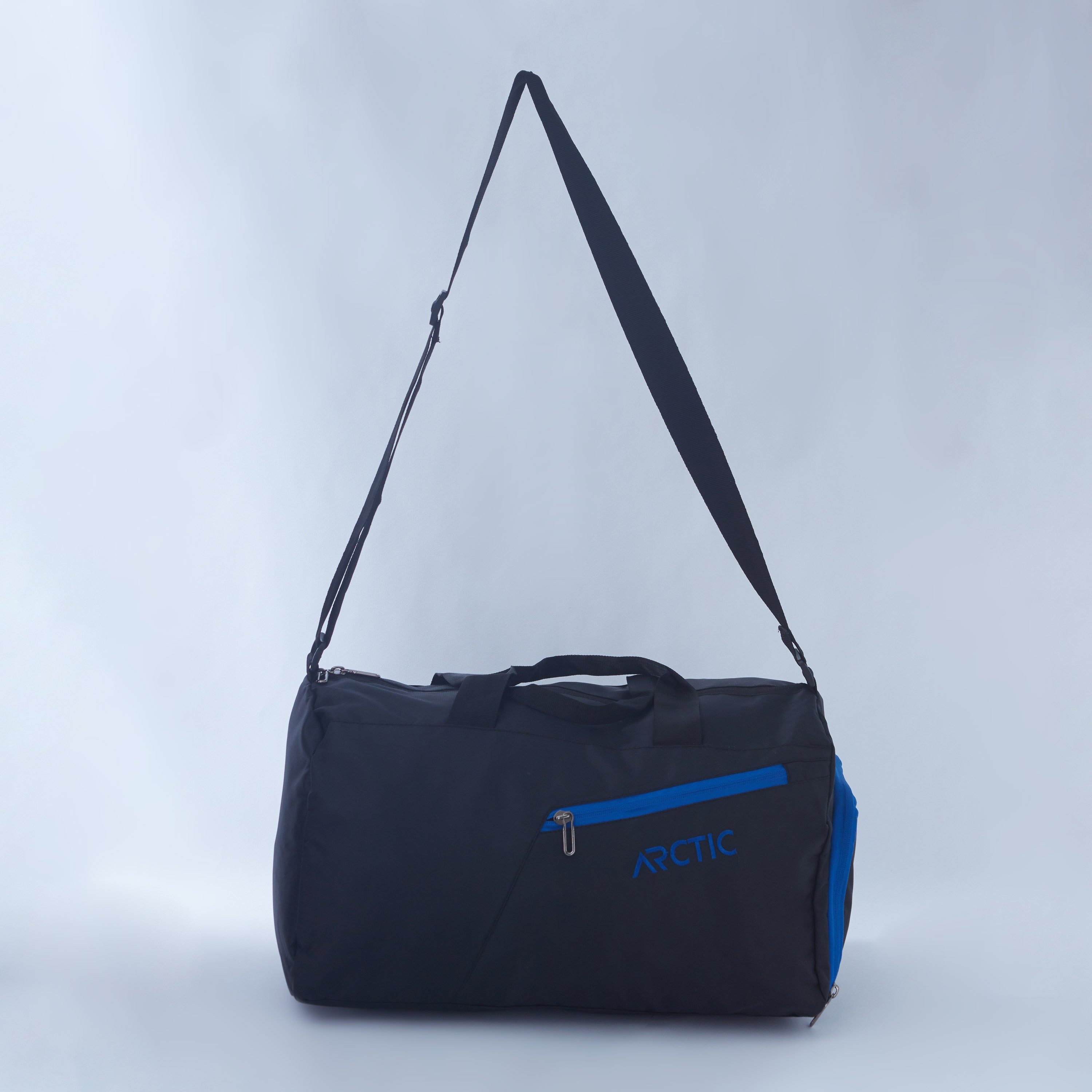 Arctic Elements Textured Duffle Bag-hbxdecorandfurnishings-travelaccessories-bagsandbackpacks-image-4