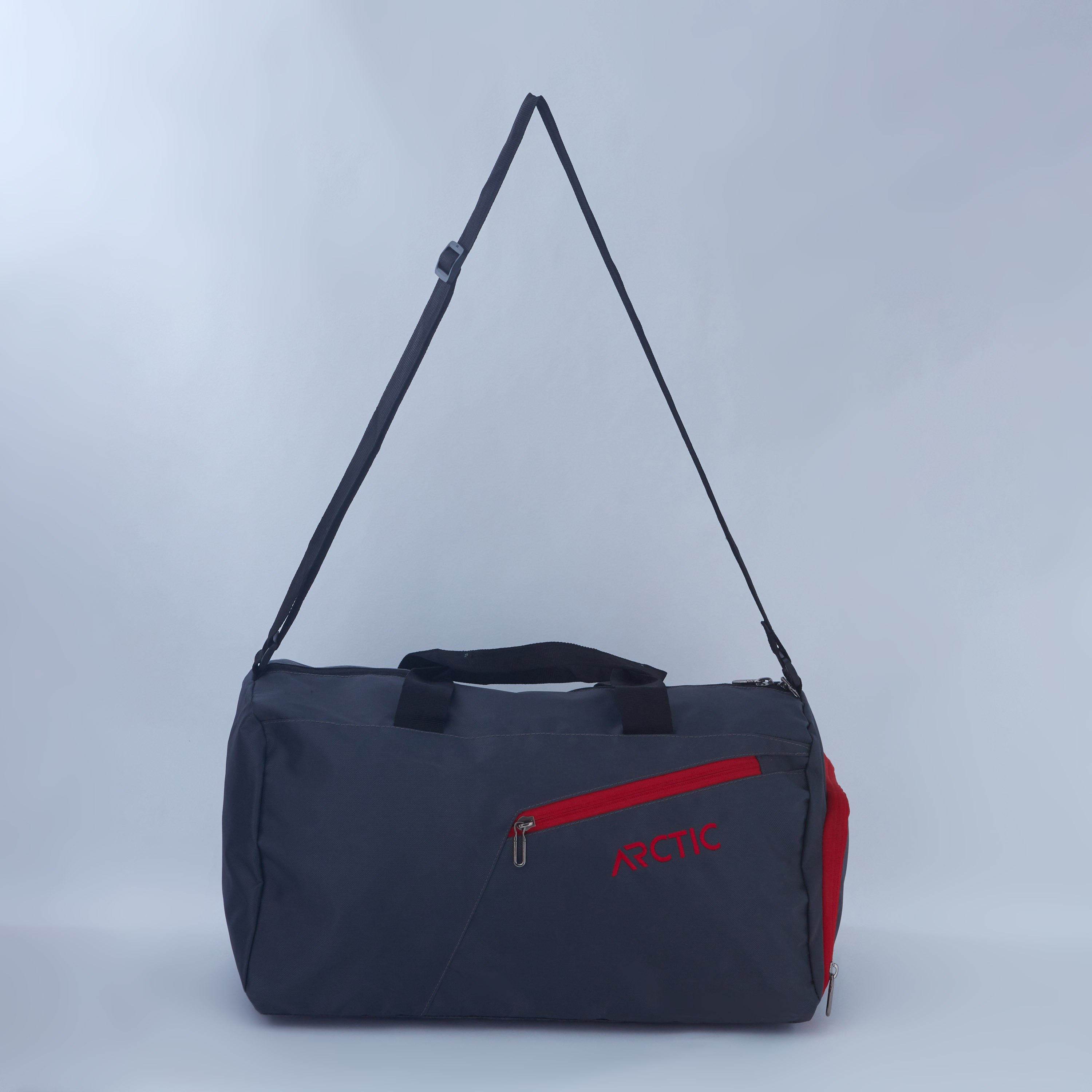 شنطة دافل بحمّالة كتف قابلة للتعديل من أركتك إليمنتس-hbxdecorandfurnishings-travelaccessories-bagsandbackpacks-image-4