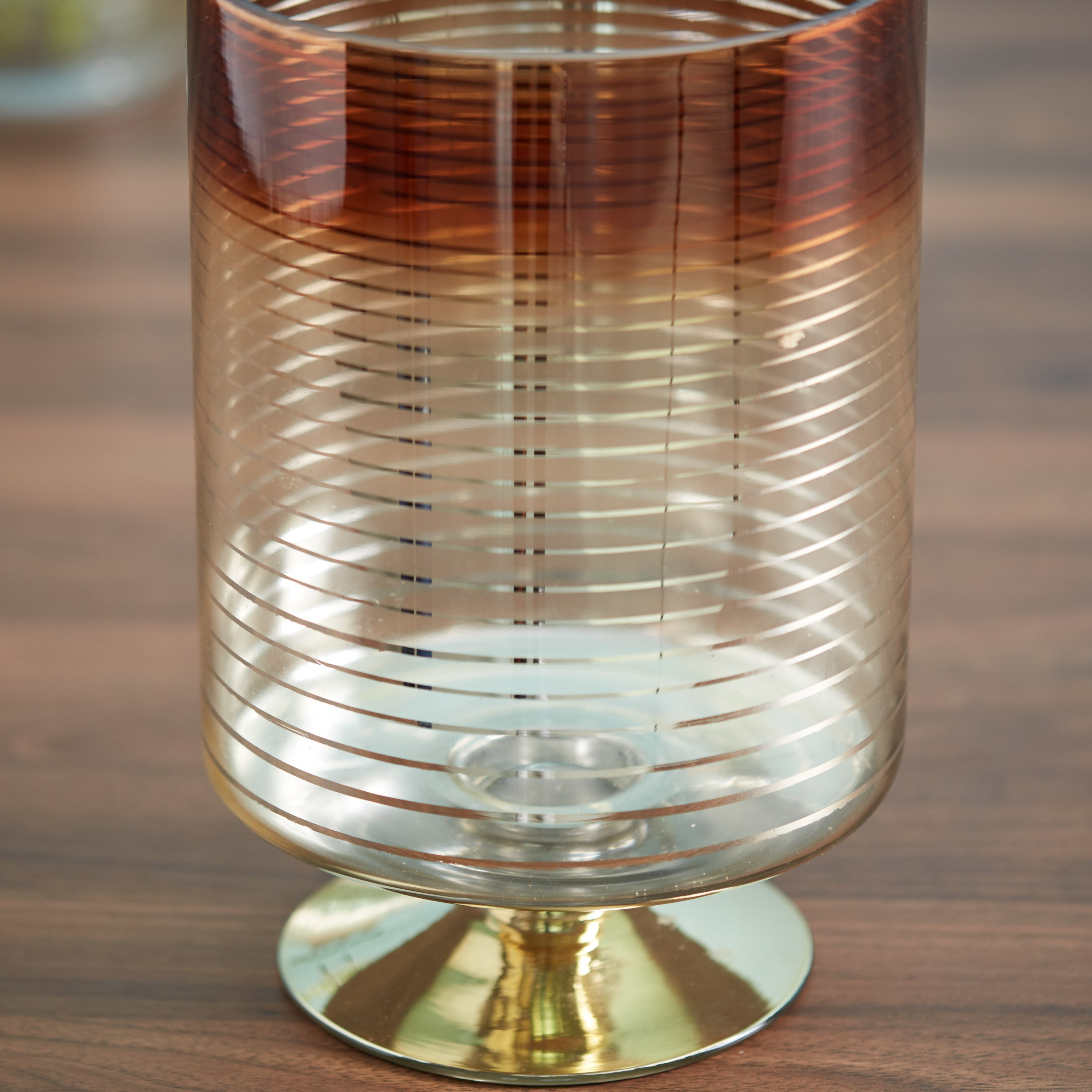 حامل شموع زجاجي مخطط من آلفيا-hbxlivingroom-decorandaccessories-candleholders-image-3