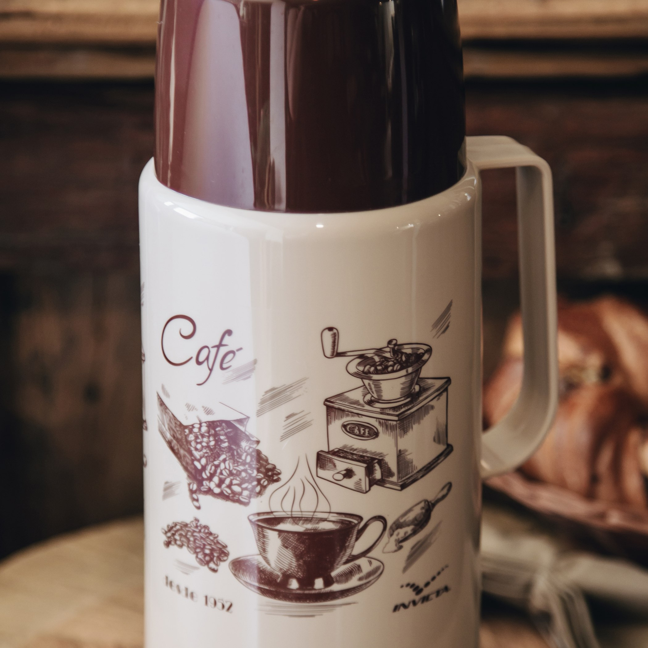 قارورة مشروبات ساخنة من لوك أند لوك 1952 لتر-hbxhomeware-diningandtabletop-coffeeandteasets-image-3