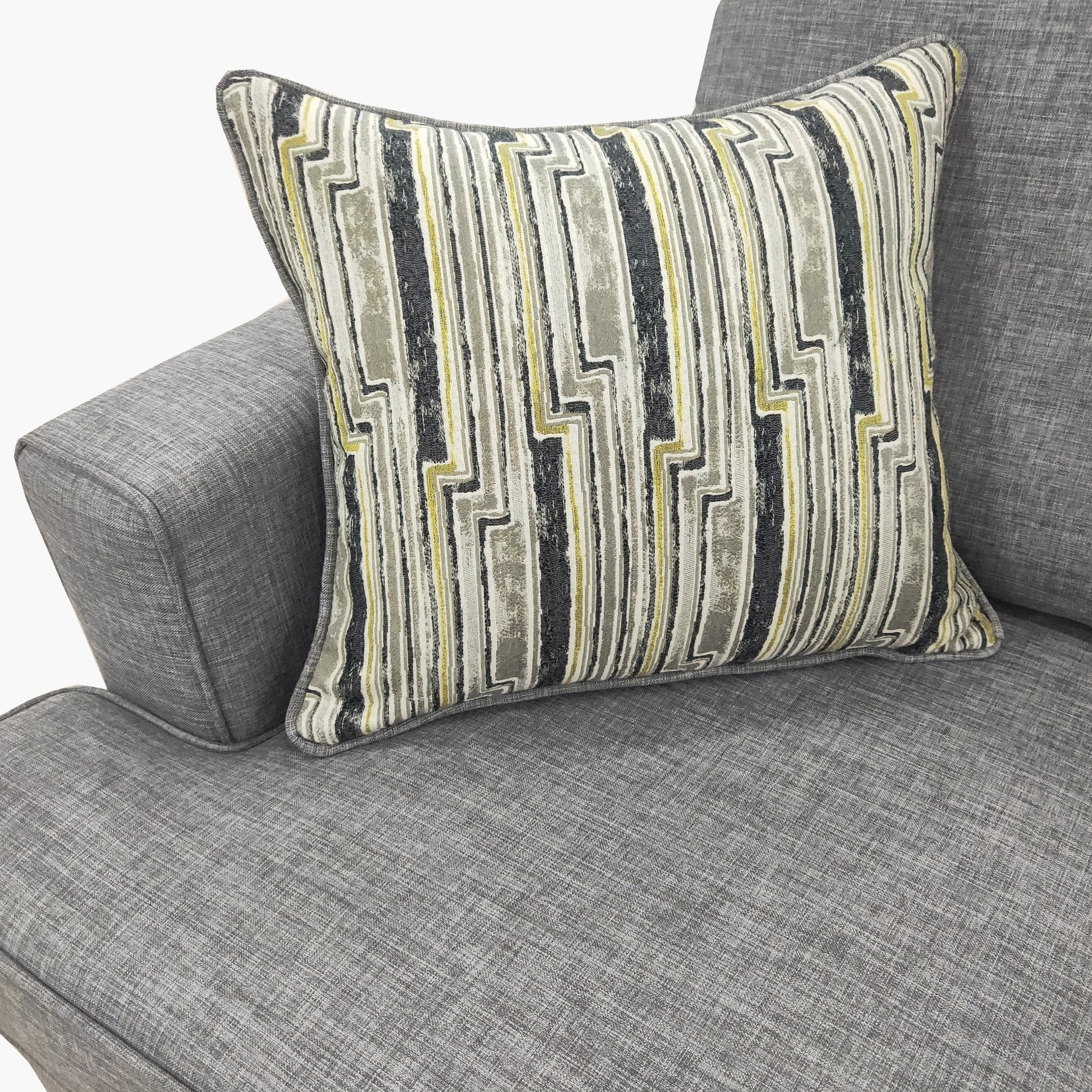 كنبة بمقعدين ووسائد مبعثرة من بورشام-hbxlivingroom-sofasandarmchairs-sofas-image-5