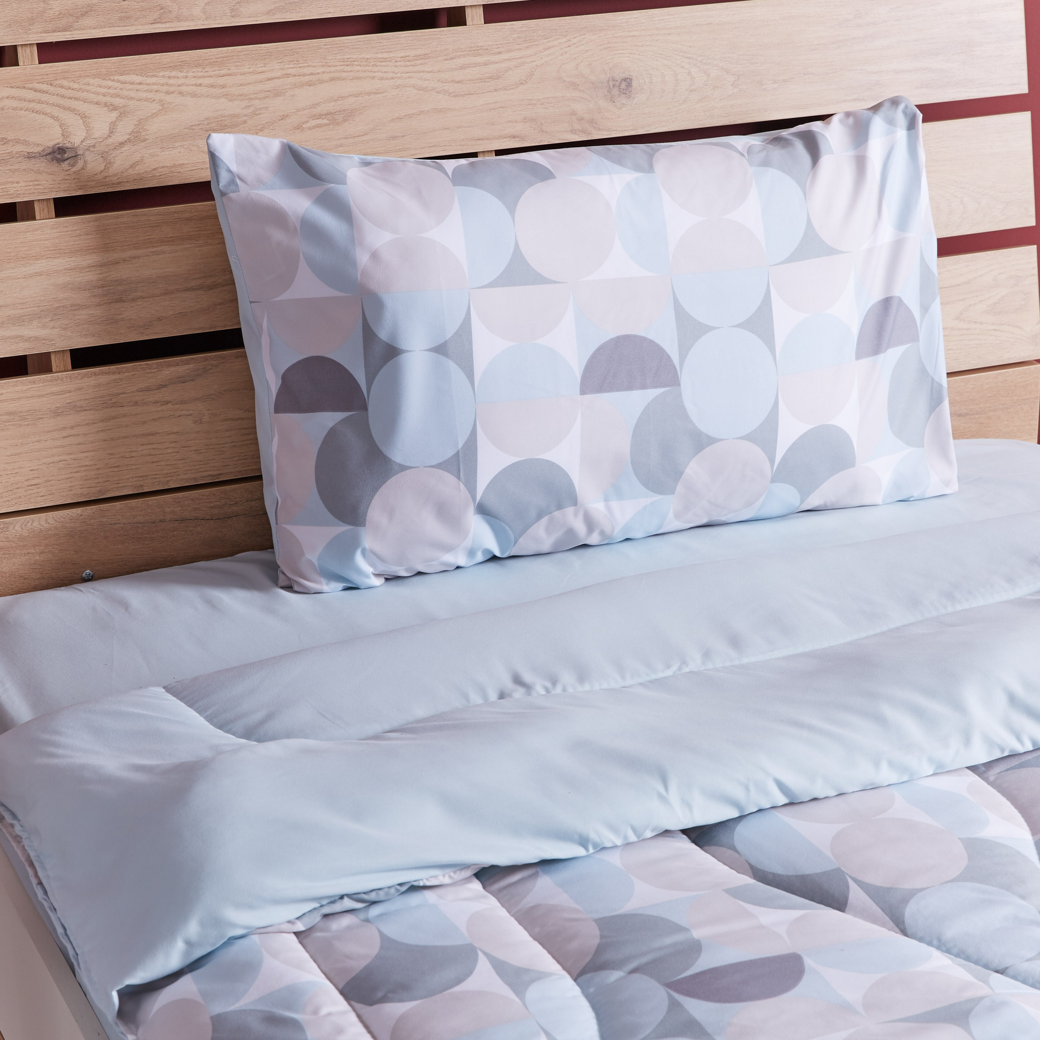 Hampton 3-Piece BIAB Single Comforter Set - 135x220 cm-PROMO_HB_AE_B1G1_250925-image-2
