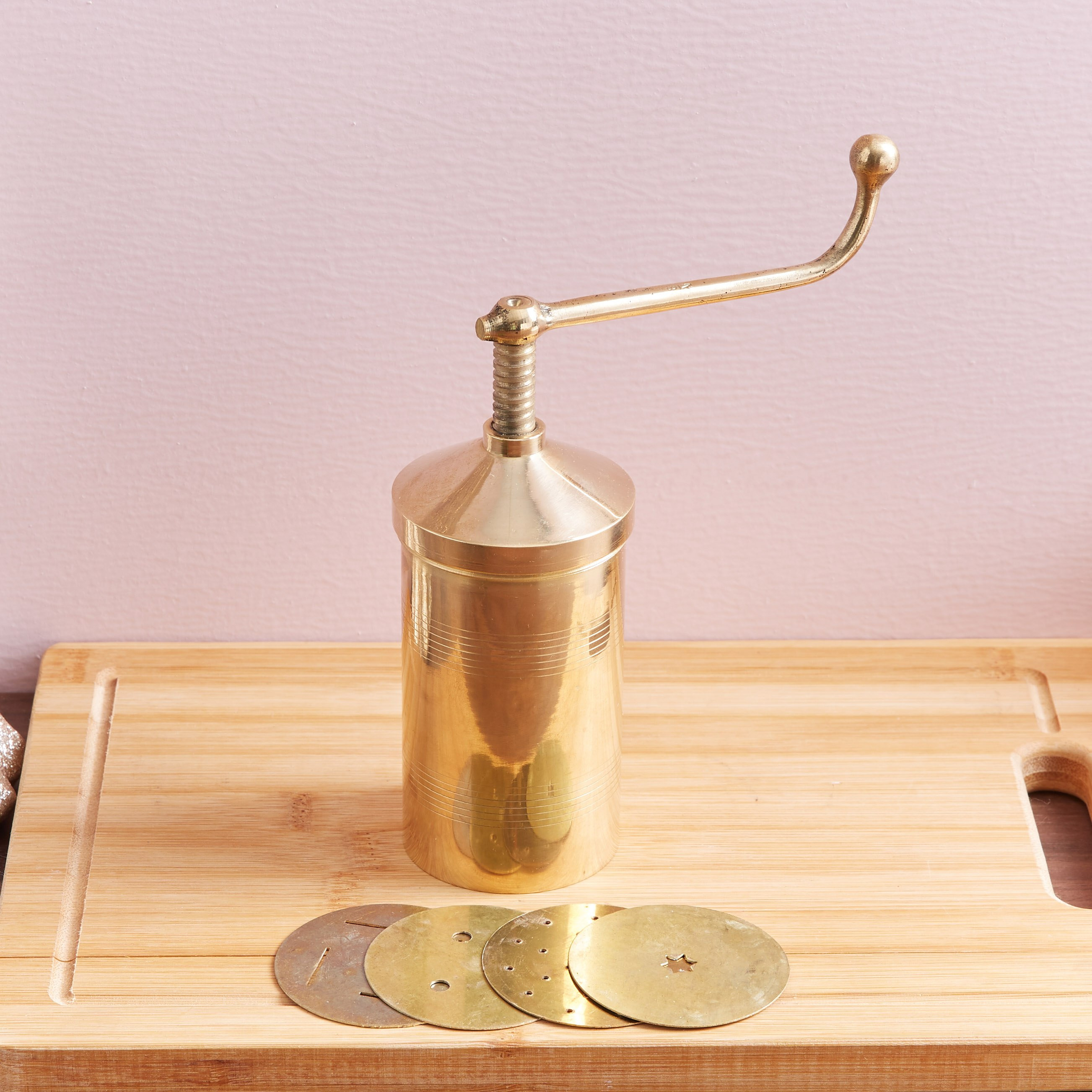 Textured Sev Machine-hbxhomeware-hbxkitchen-image-1
