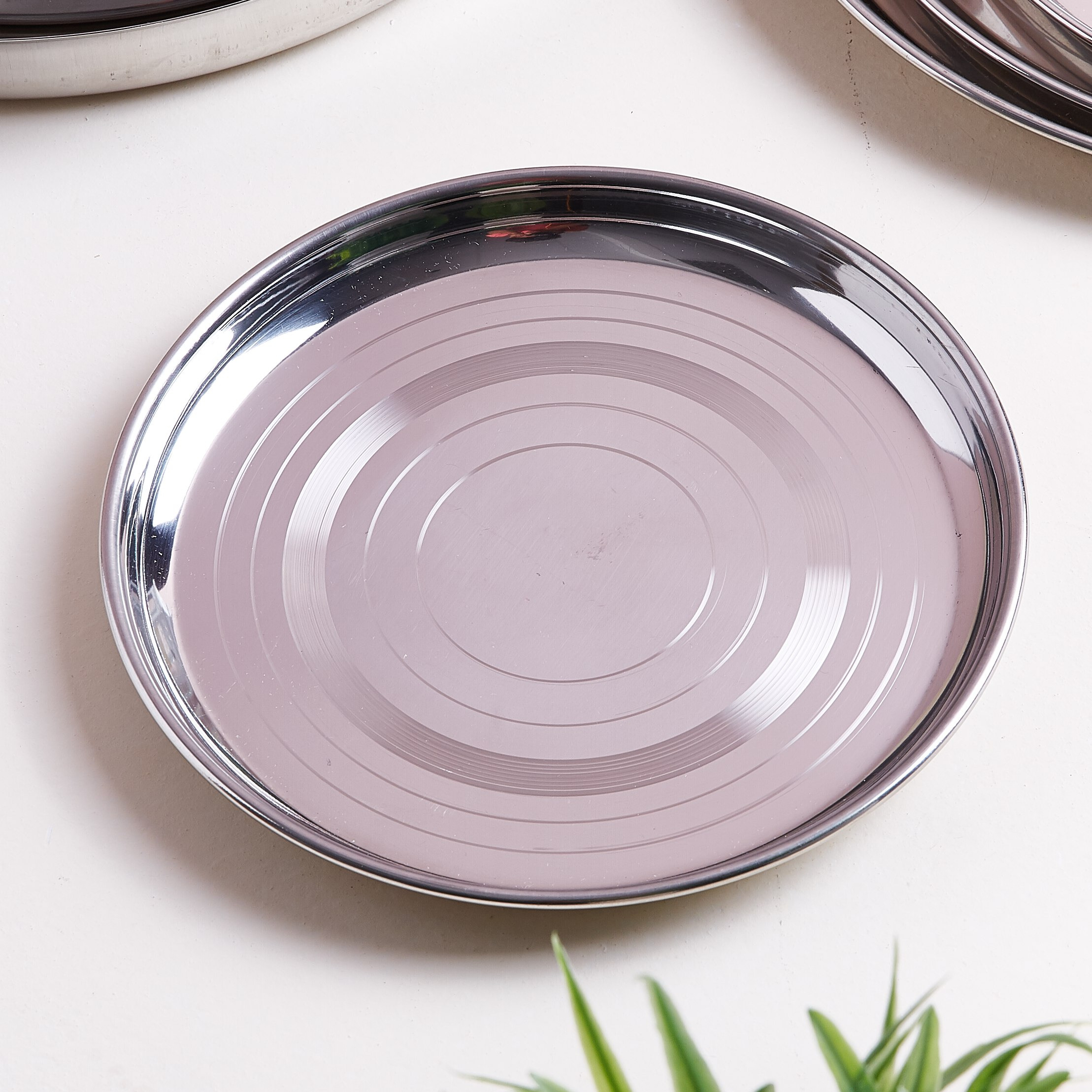 صحن ستانلس ستيل من فيونا - 23 سم-hbxdecorandfurnishings-tabletop-crockery-image-1