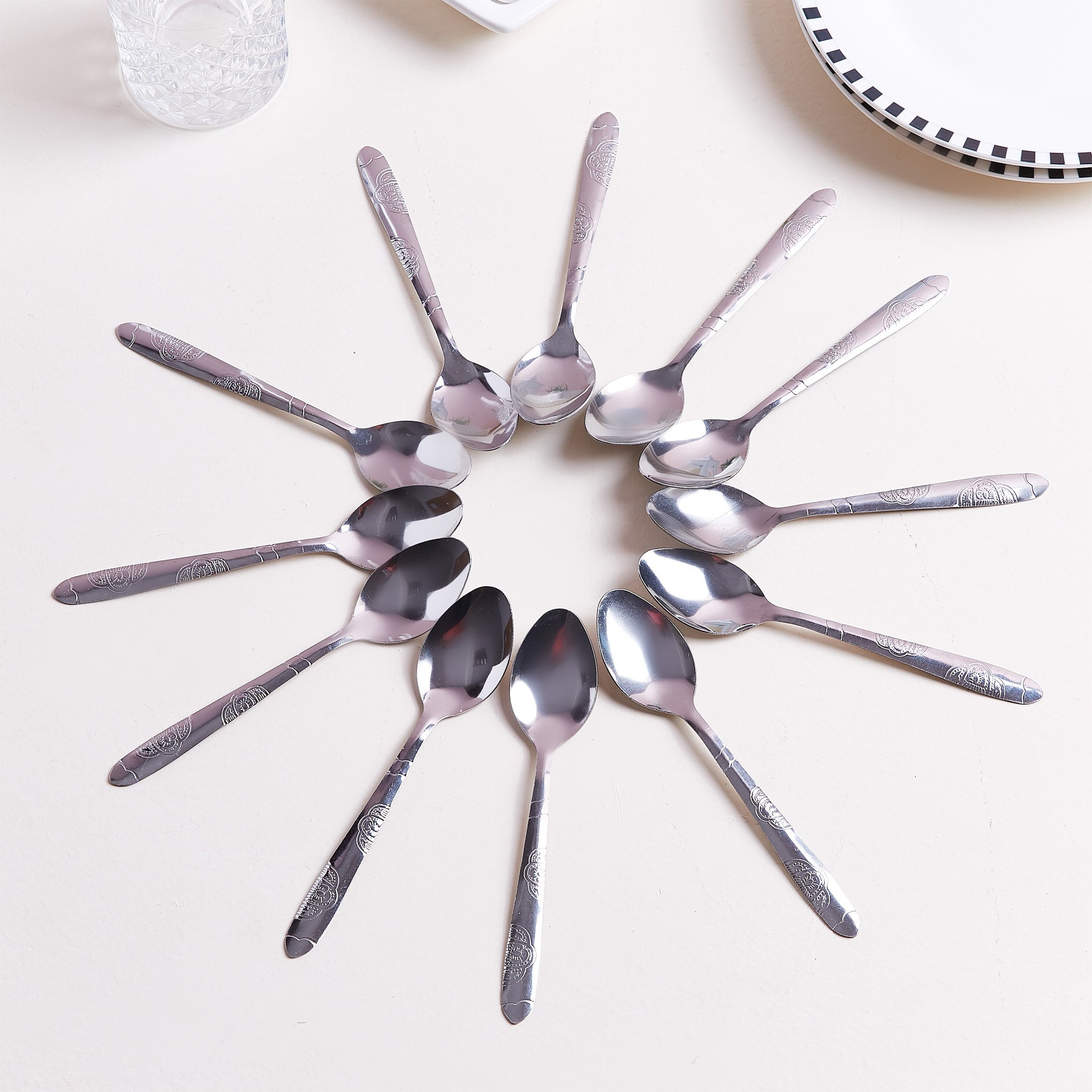 ملاعق شاي منقوشة- طقم من 12 قطعة-hbxhomeware-hbxkitchen-image-1