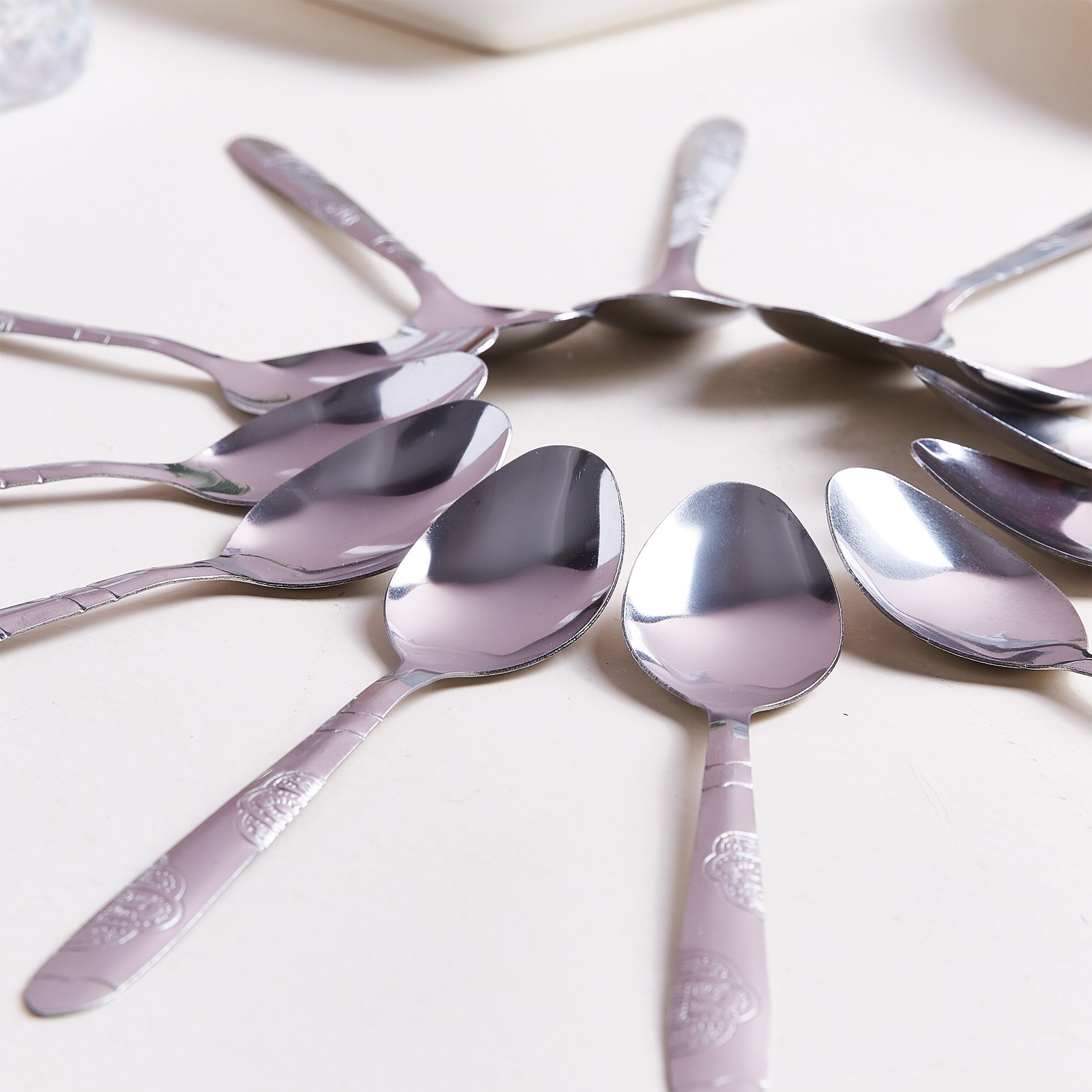 ملاعق شاي منقوشة- طقم من 12 قطعة-hbxhomeware-hbxkitchen-image-2