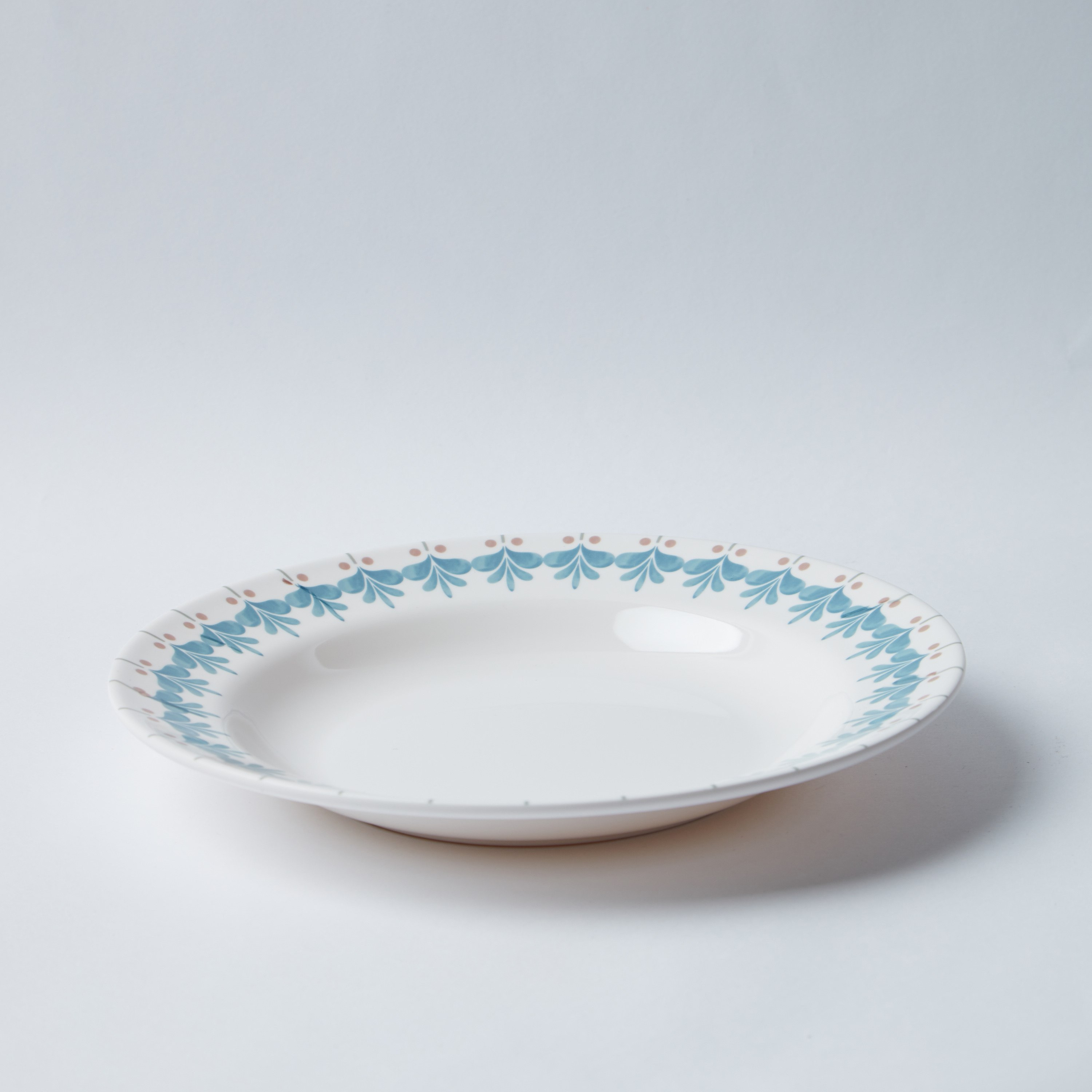 صحن شوربة من ميدو - 23 سم -hbxdecorandfurnishings-tabletop-crockery-image-4