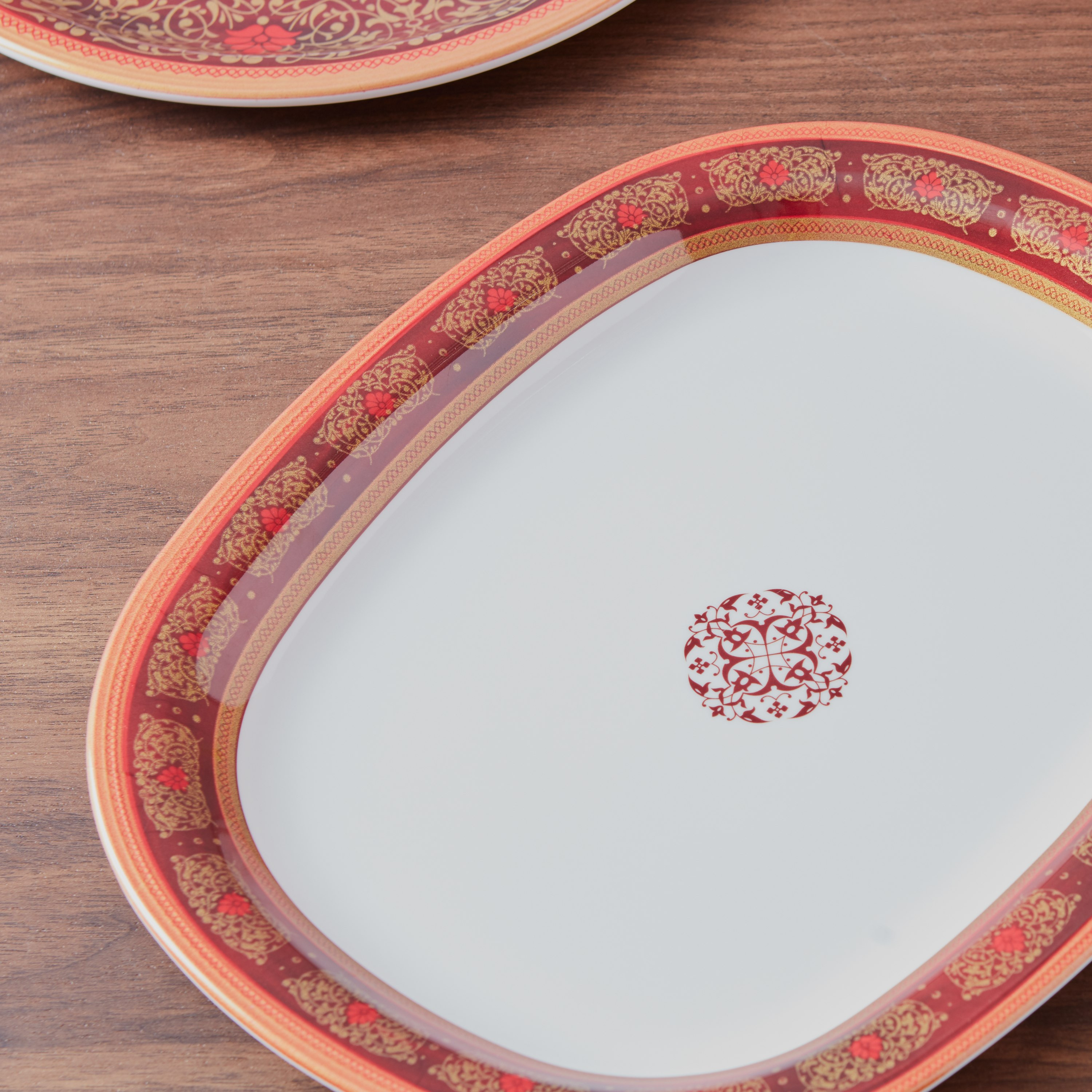 صحن تقديم رويال جولد -hbxdecorandfurnishings-tabletop-crockery-image-2