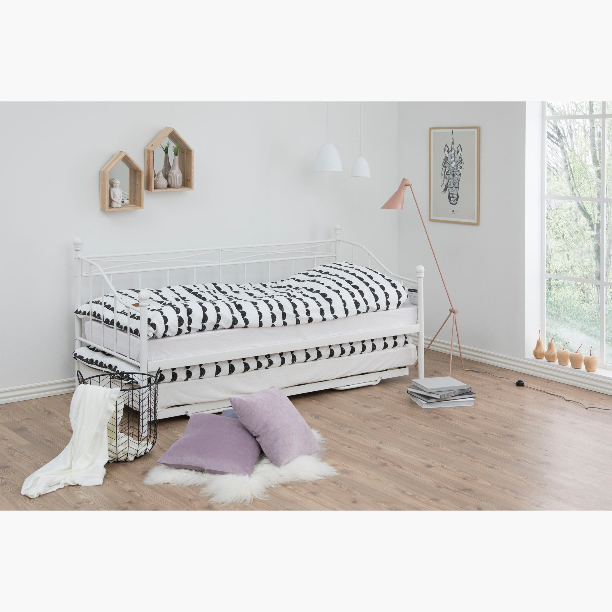 Queen daybed deals with trundle