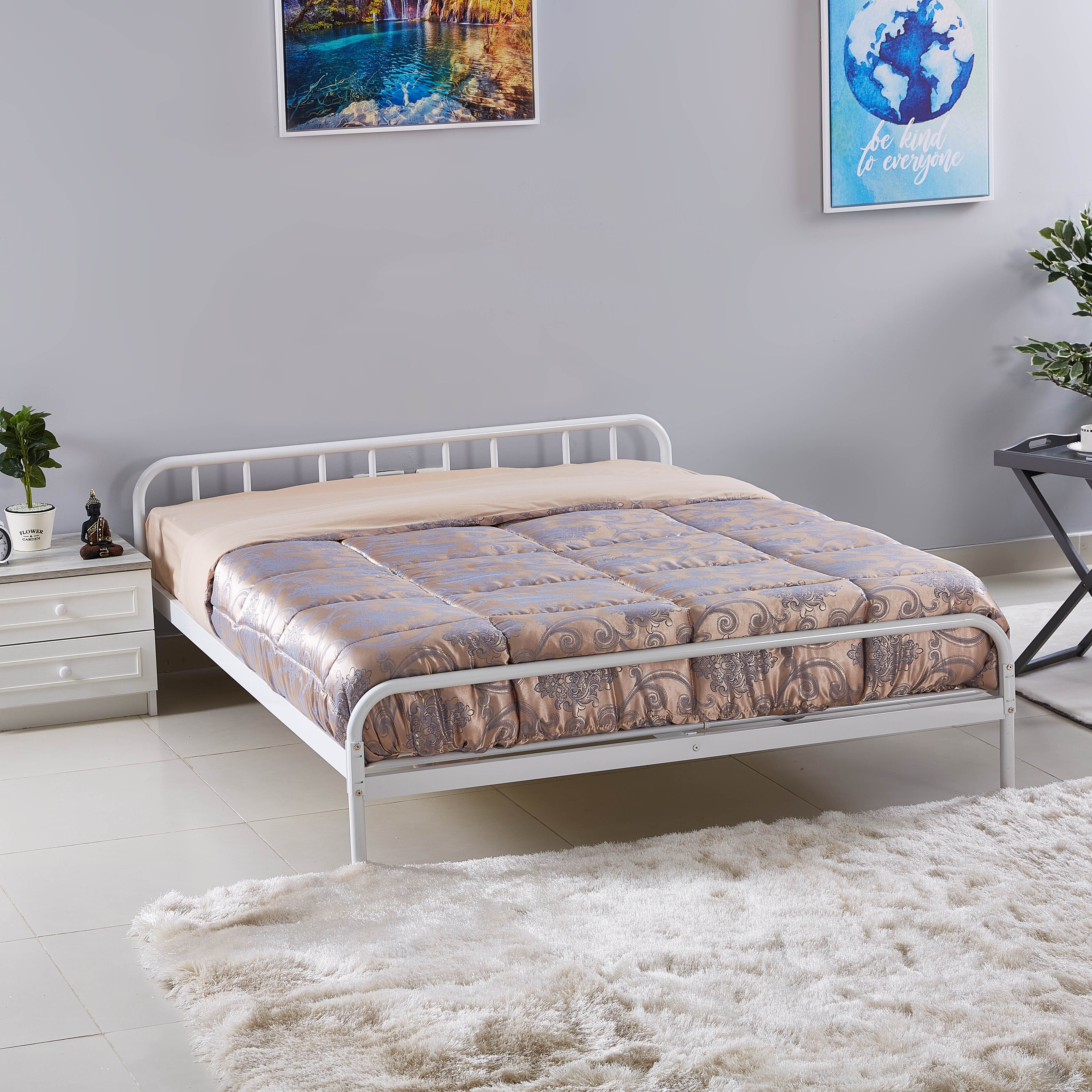 Queen size metal deals bed