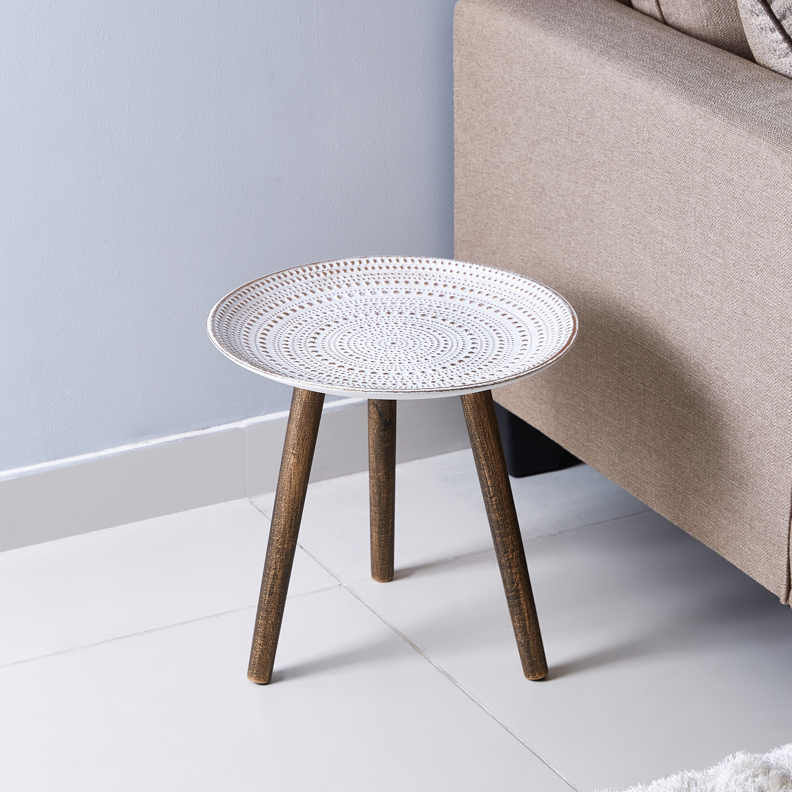 طاولة مزيّنة بشكل دائري من ريني-hbxfurniture-livingroom-endtables-image-1