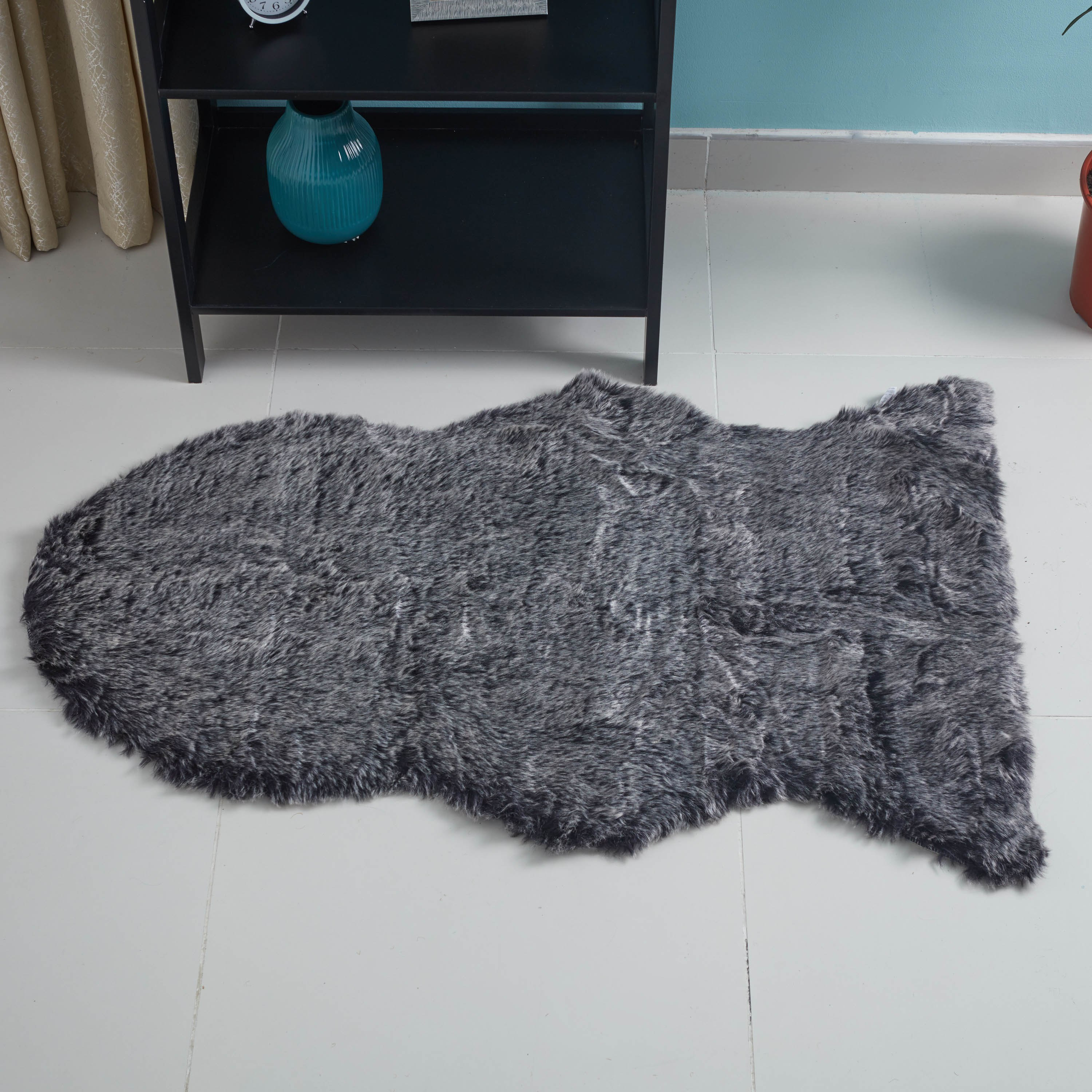 سجادة من جلد الغنم الاصطناعي - 75x125 سم-hbxdecorandfurnishings-floorcoverings-rugs-image-1