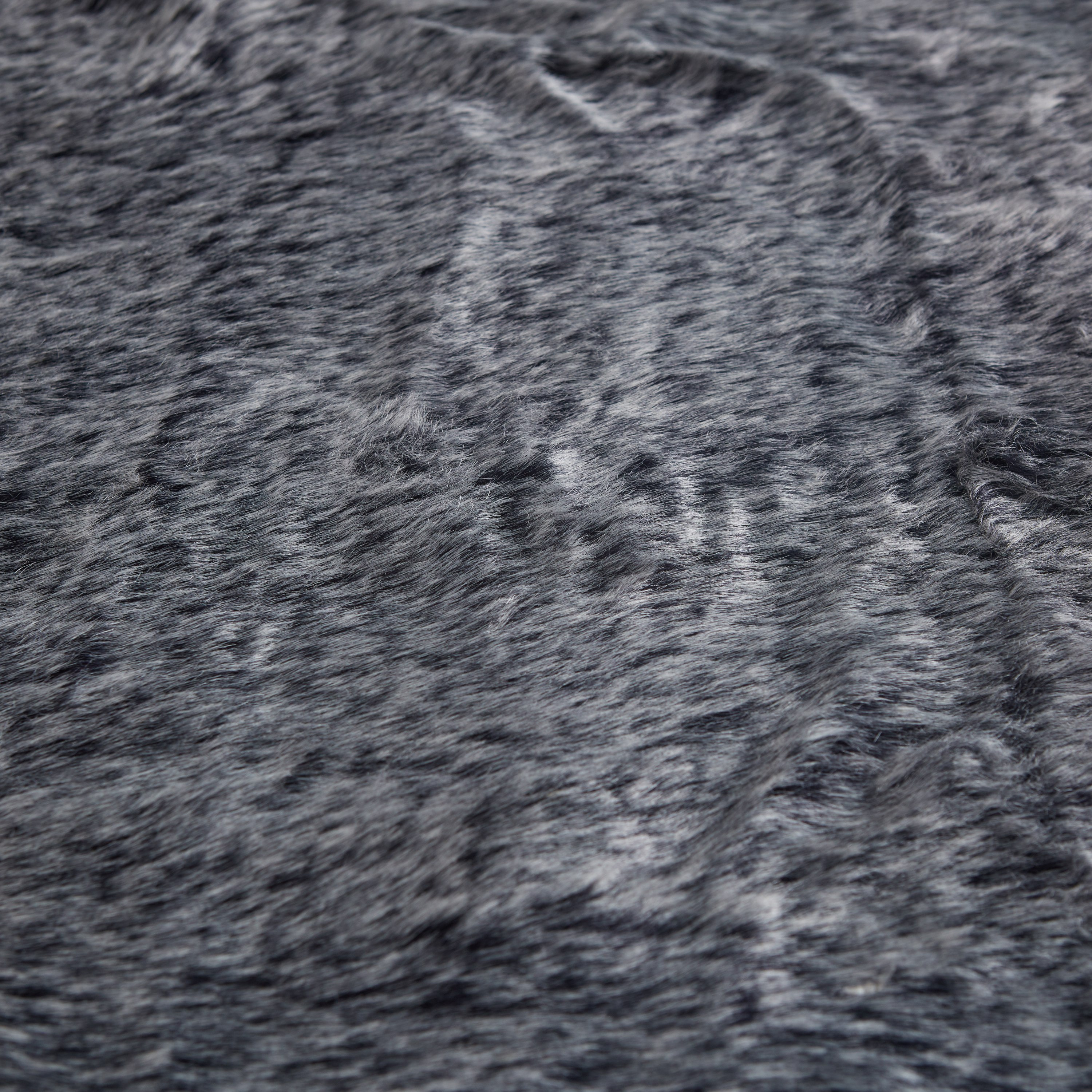 سجادة من جلد الغنم الاصطناعي - 75x125 سم-hbxdecorandfurnishings-floorcoverings-rugs-image-2