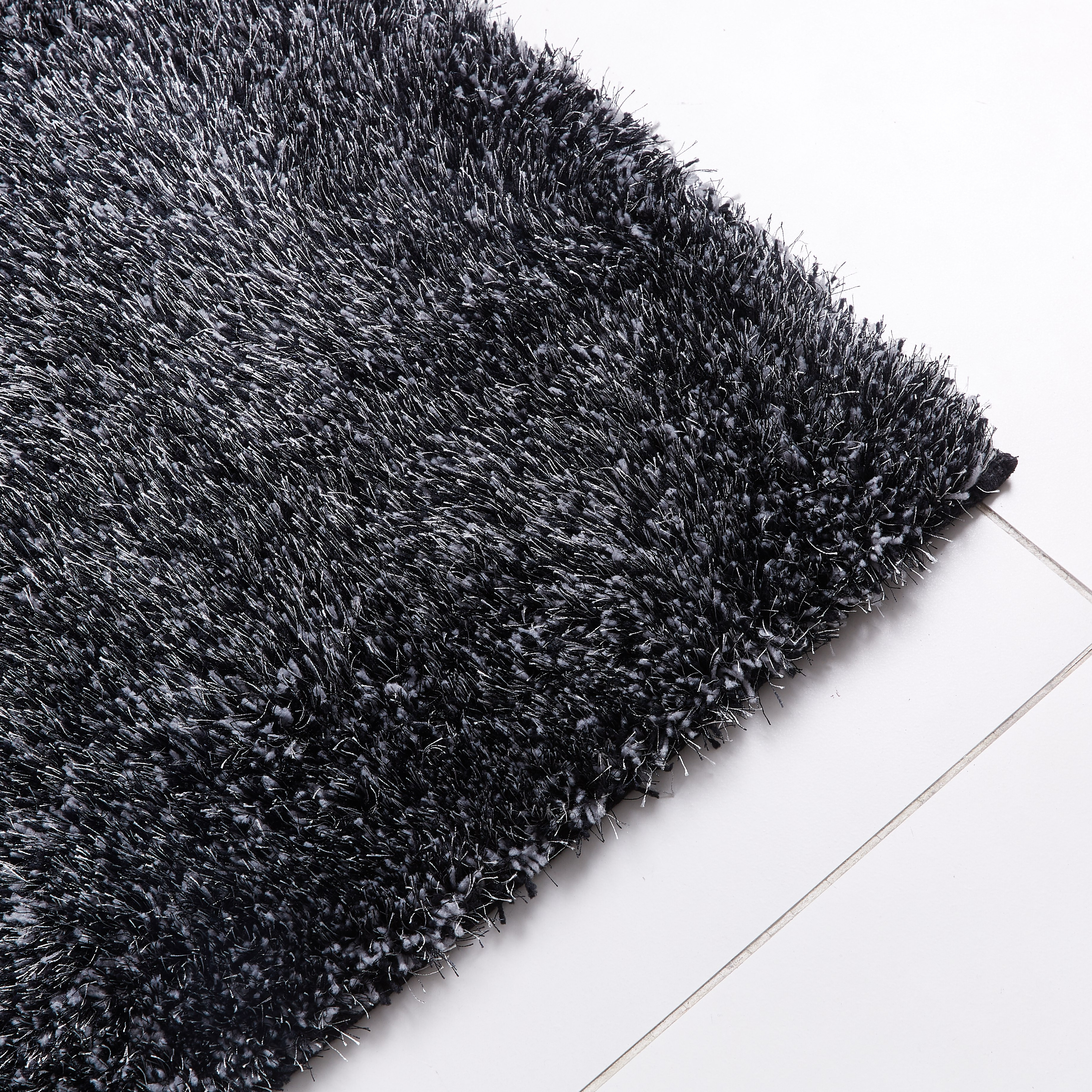 سجادة كثيفة مقاومة للبقع من إسنشيال - 80x150 سم-hbxdecorandfurnishings-floorcoverings-rugs-image-2