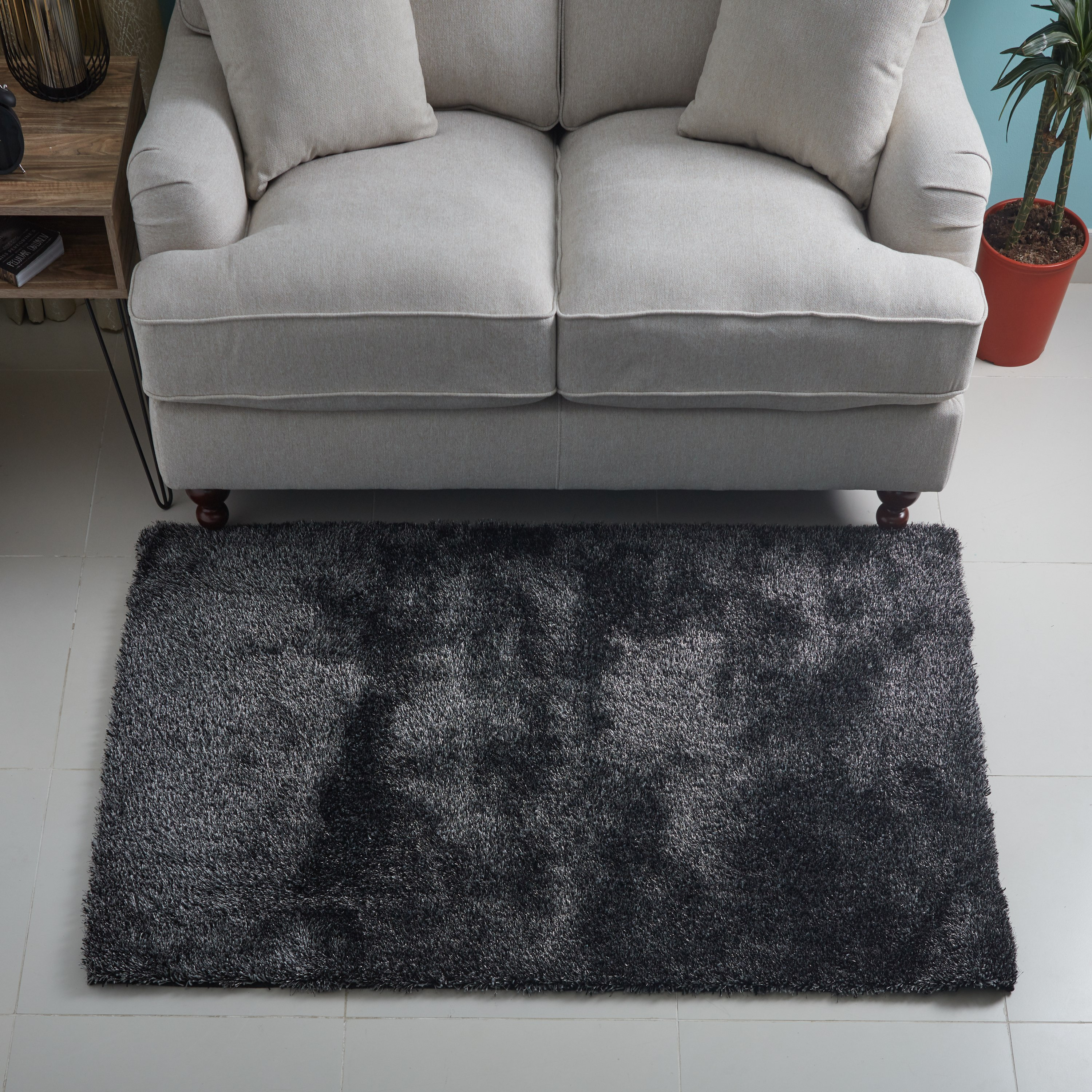 سجادة كثيفة مقاومة للبقع من إسنشيال -120x170 سم-hbxdecorandfurnishings-floorcoverings-rugs-image-1