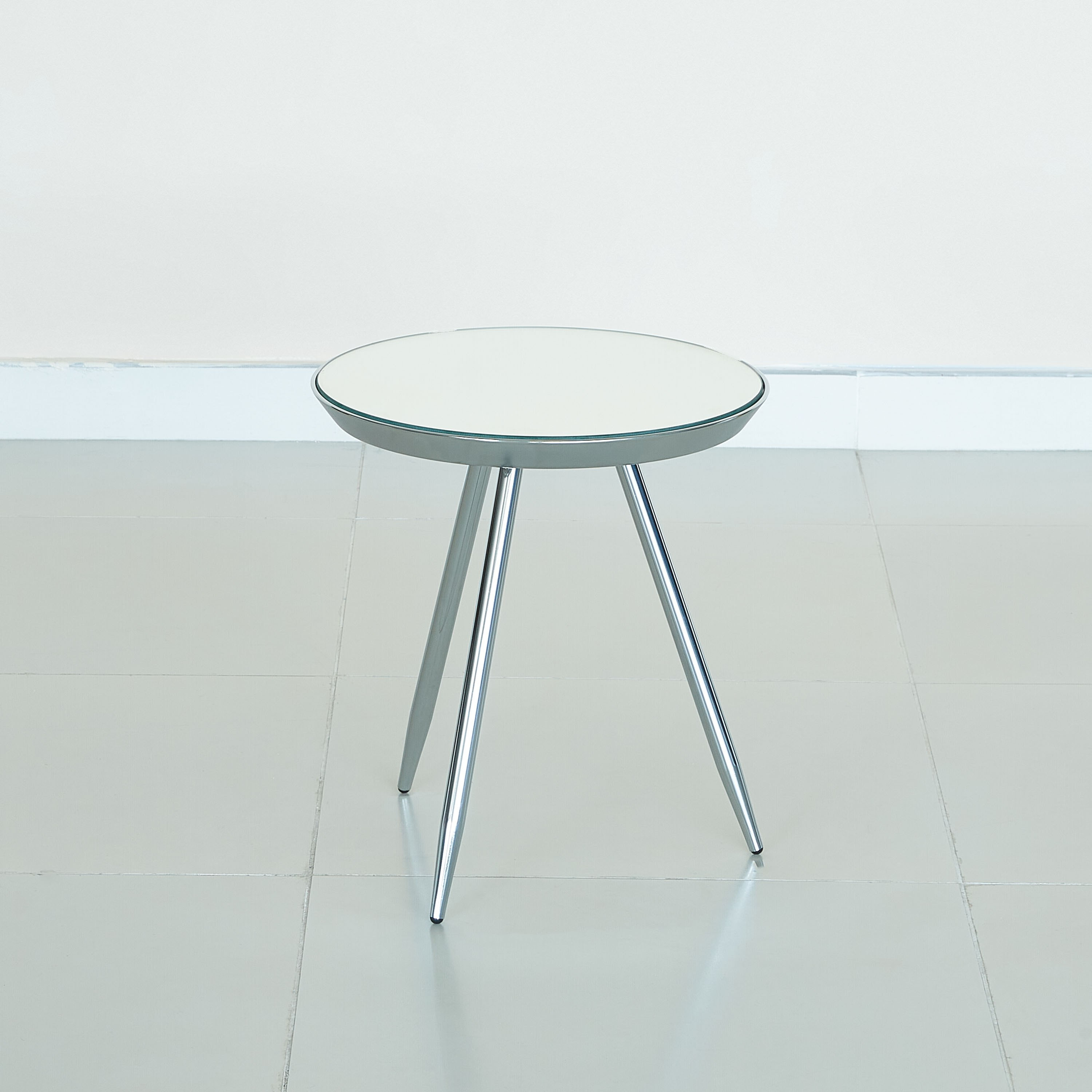 طاولة جانبية مستديرة بتشطيب مرآة من نيوتن-hbxfurniture-livingroom-endtables-image-5