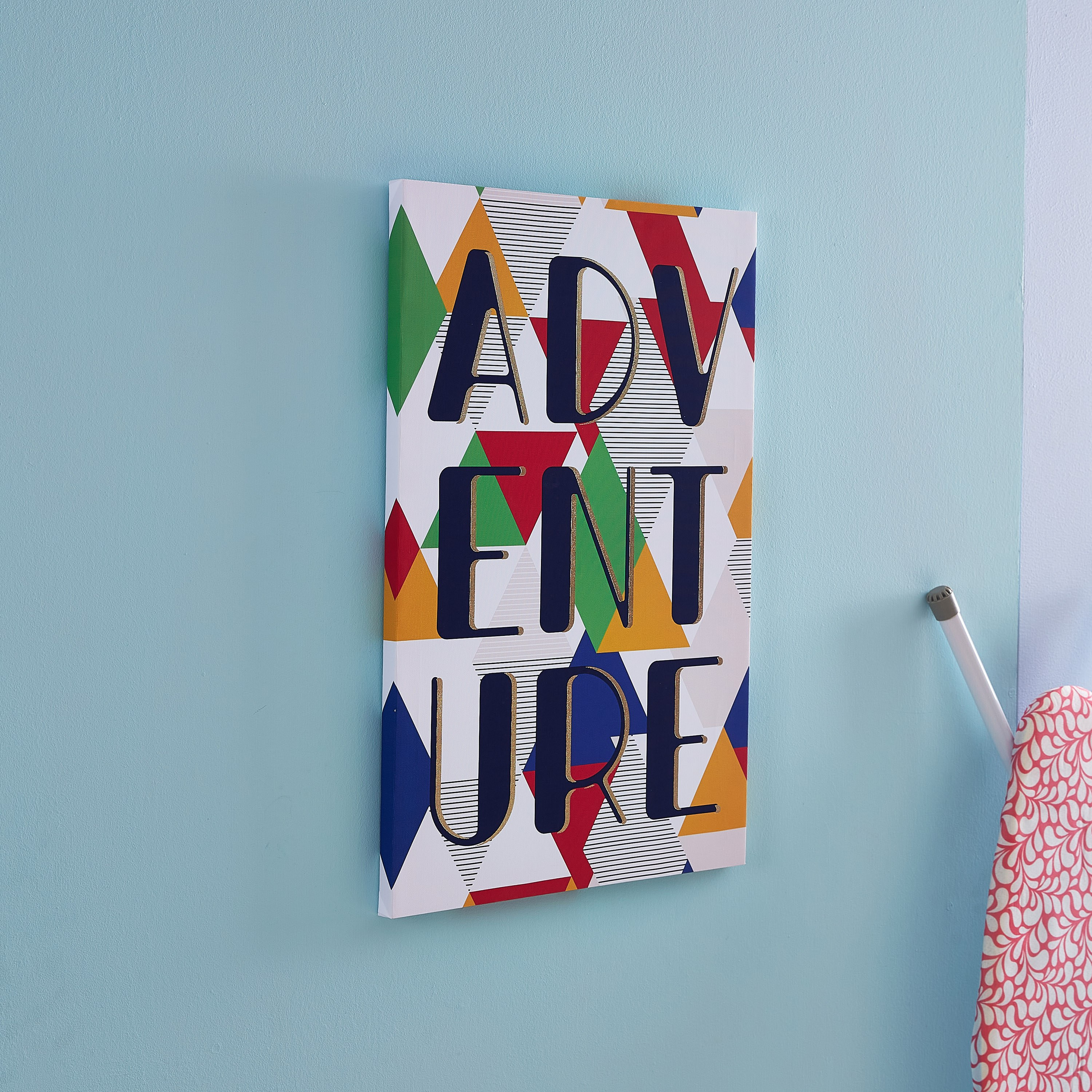 لوحة كانفاس بطبعات أدفنتشير بتشطيب فويل-hbxhomeware-hbxkidsandyouth-image-2