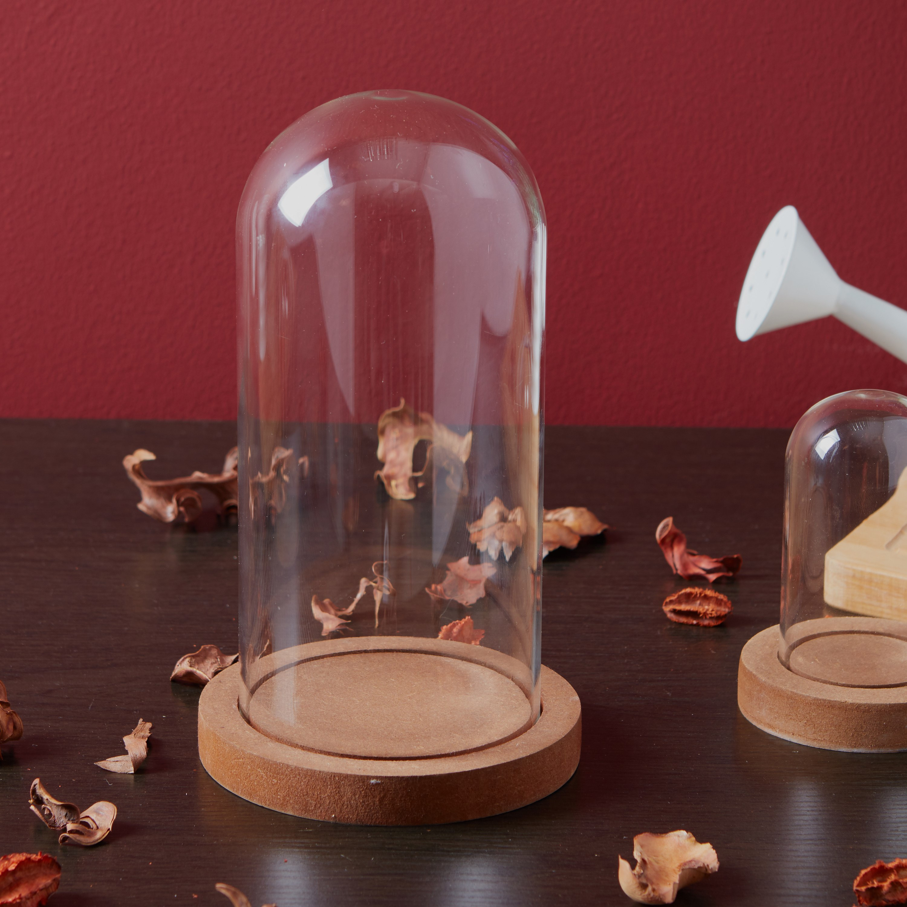 قطعة ديكور بقبة زجاجية- 20 سم-hbxhomeware-homedecor-figurinesandornaments-image-1