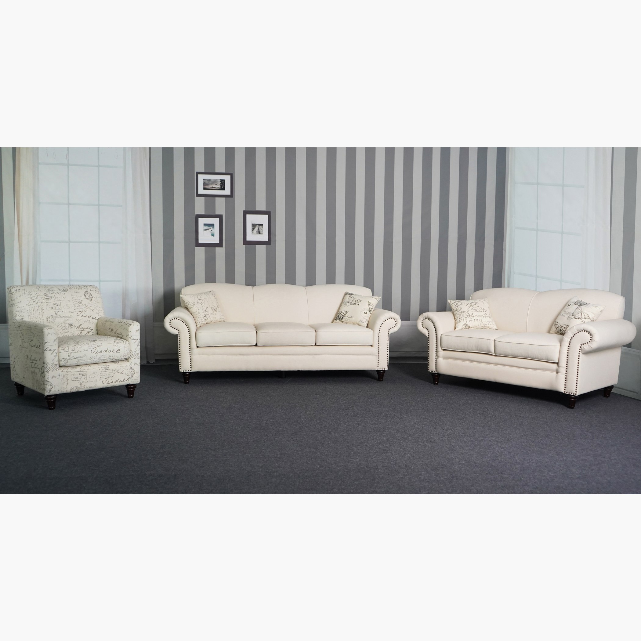 كنبة 3 مقاعد ووسائد مبعثرة من لافازا-hbxlivingroom-sofasandarmchairs-sofas-image-2