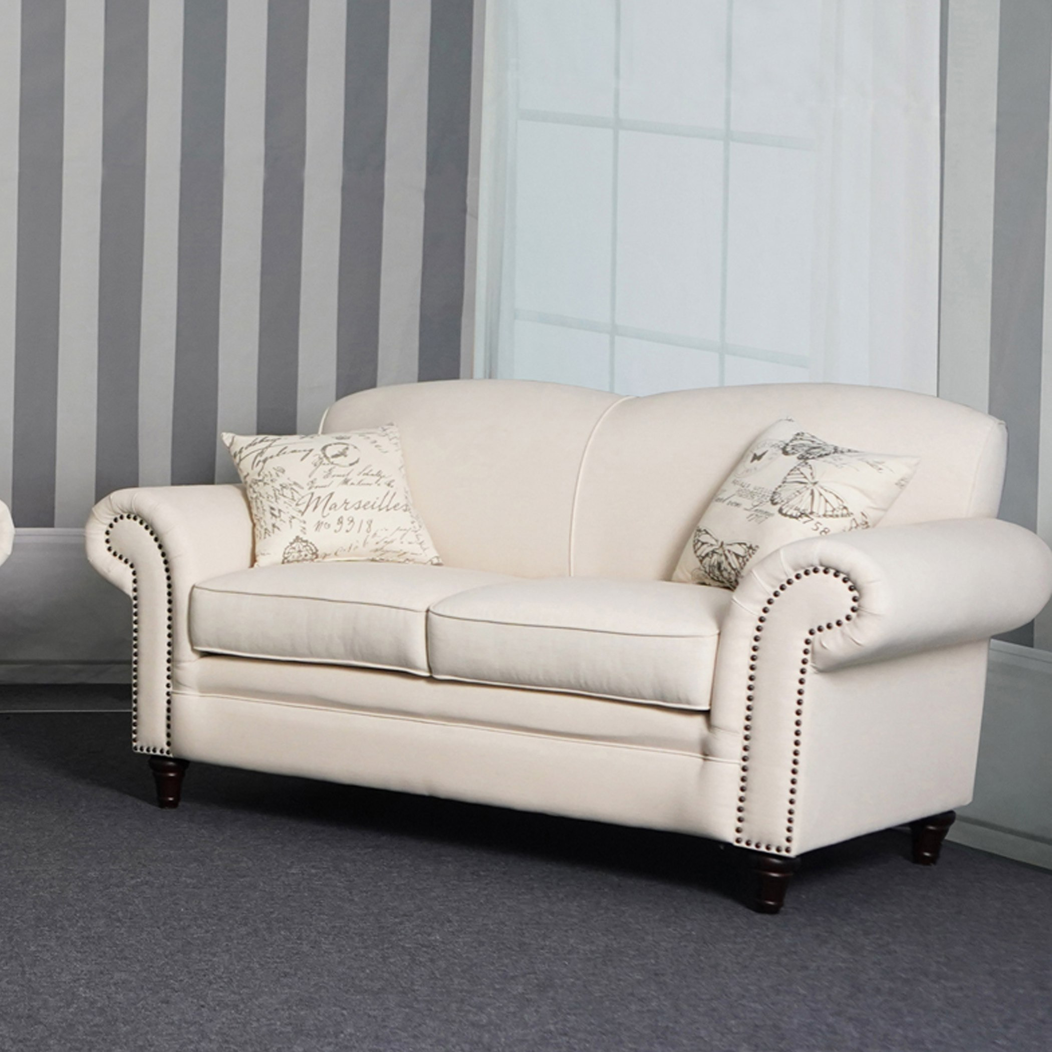 كنبة بمقعدين ووسائد مبعثرة من لافازا-hbxlivingroom-sofasandarmchairs-sofas-image-1