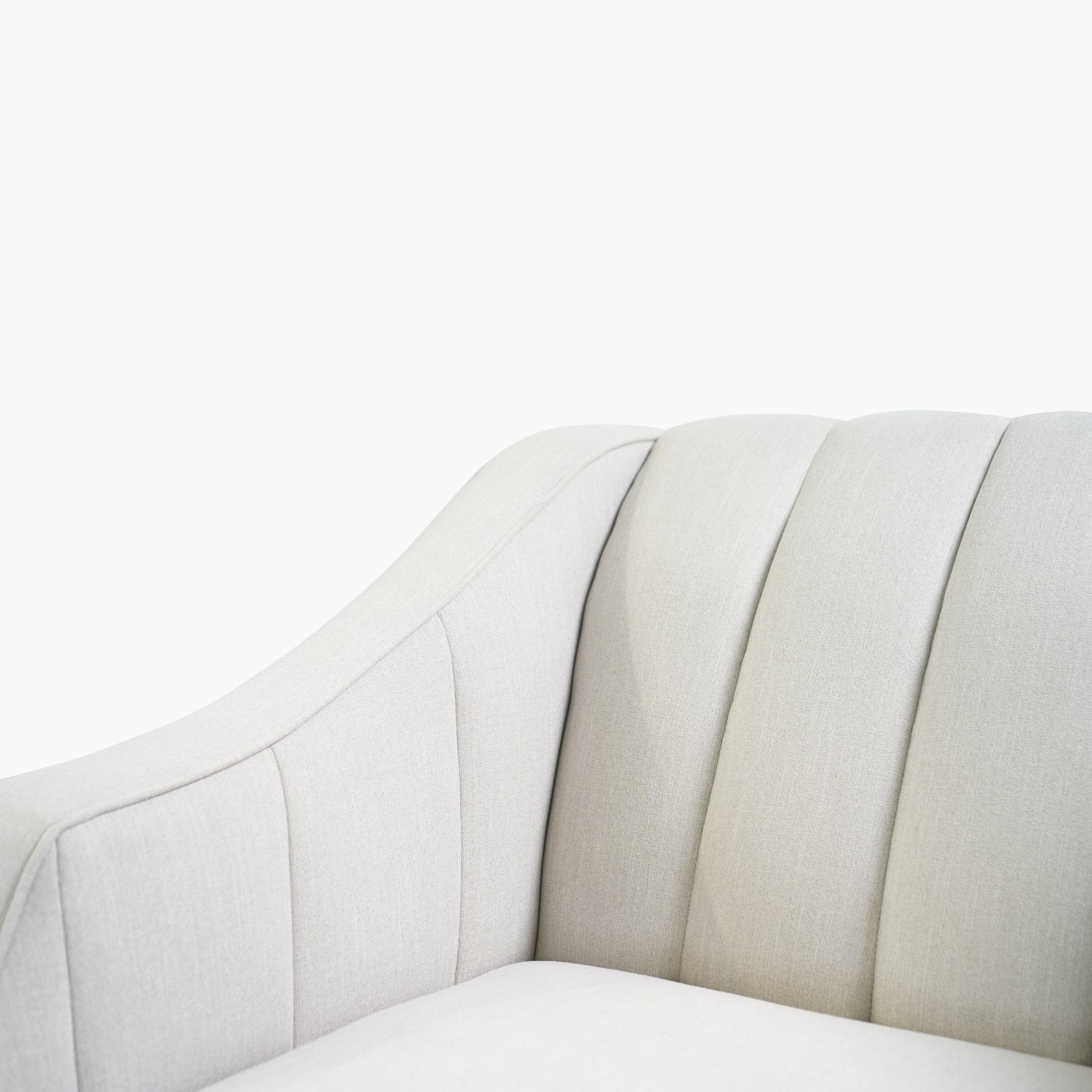 كرسي قماشي مقعد واحد بمساند ذراعين من فريدا-hbxlivingroom-sofasandarmchairs-sofas-image-6