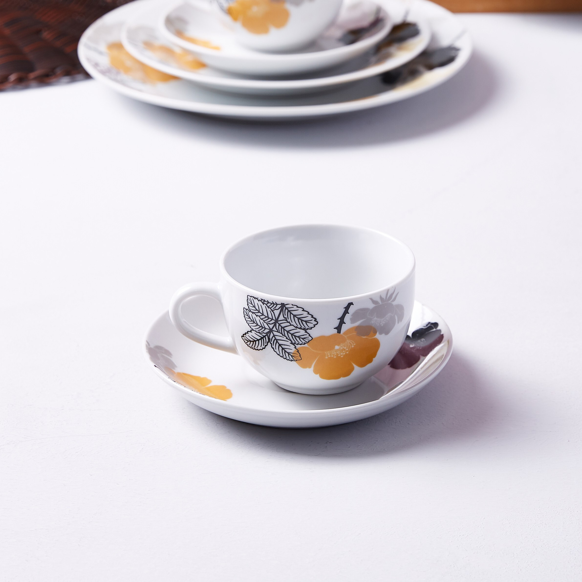 طقم عشاء من 20 قطعة بطبعات من فيستا بلوم-hbxhomeware-hbxkitchen-image-2