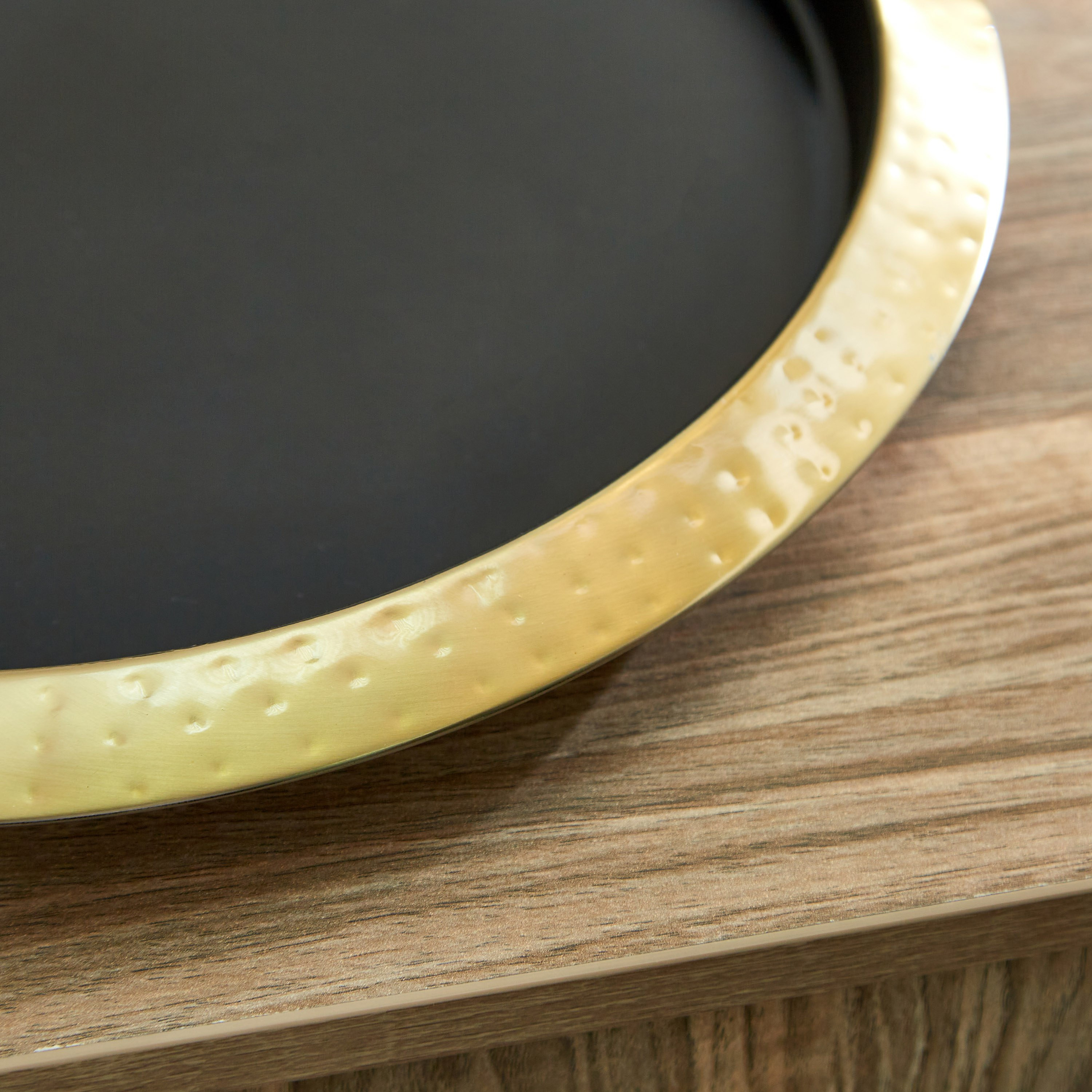 صينية مستديرة مطروقة من الستانليس ستيل من سيليبريشن - 35 سم-hbxhomeware-diningandtabletop-baraccessories-image-3