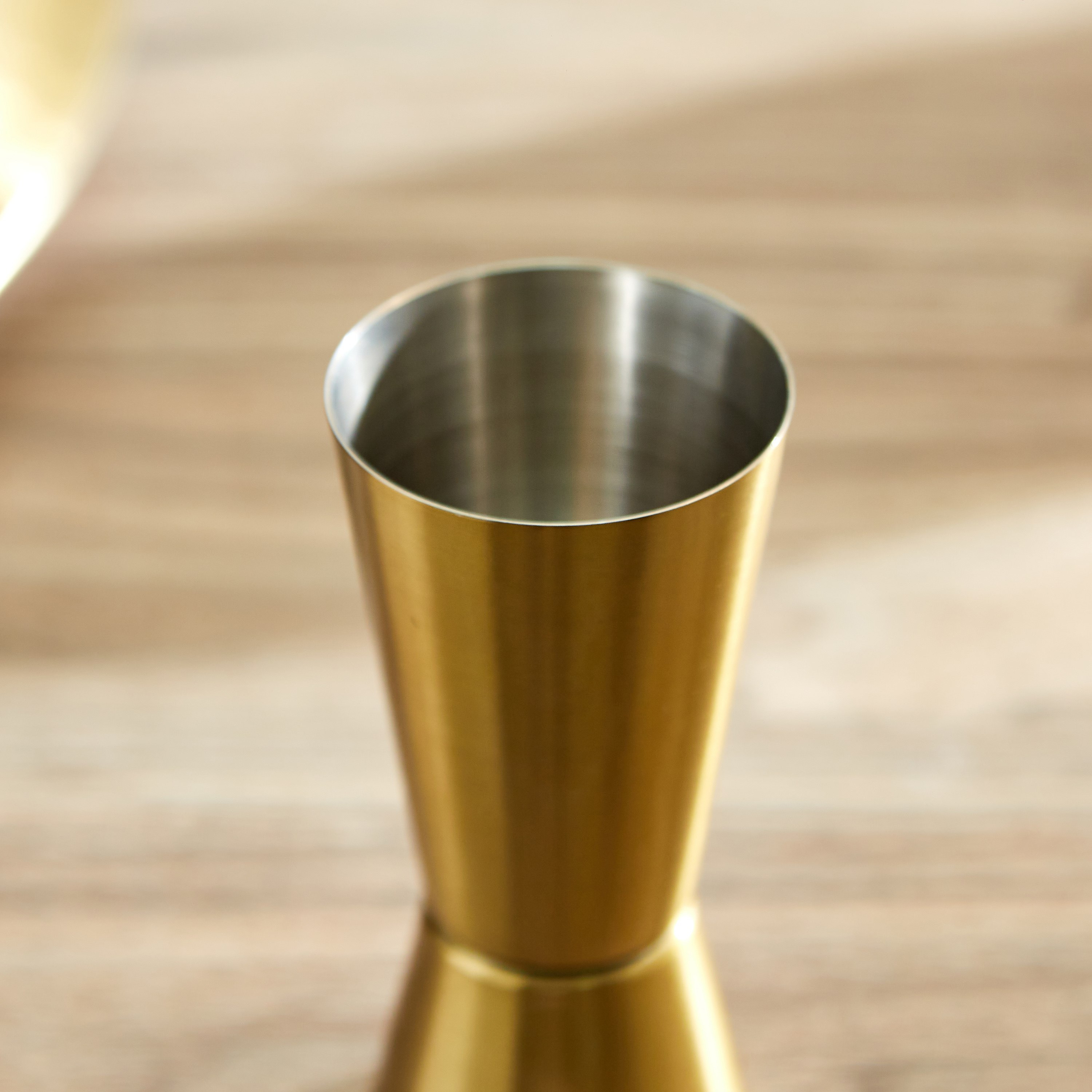 كوب قياس ستانليس ستيل من سيليبرشن-hbxhomeware-diningandtabletop-baraccessories-image-2