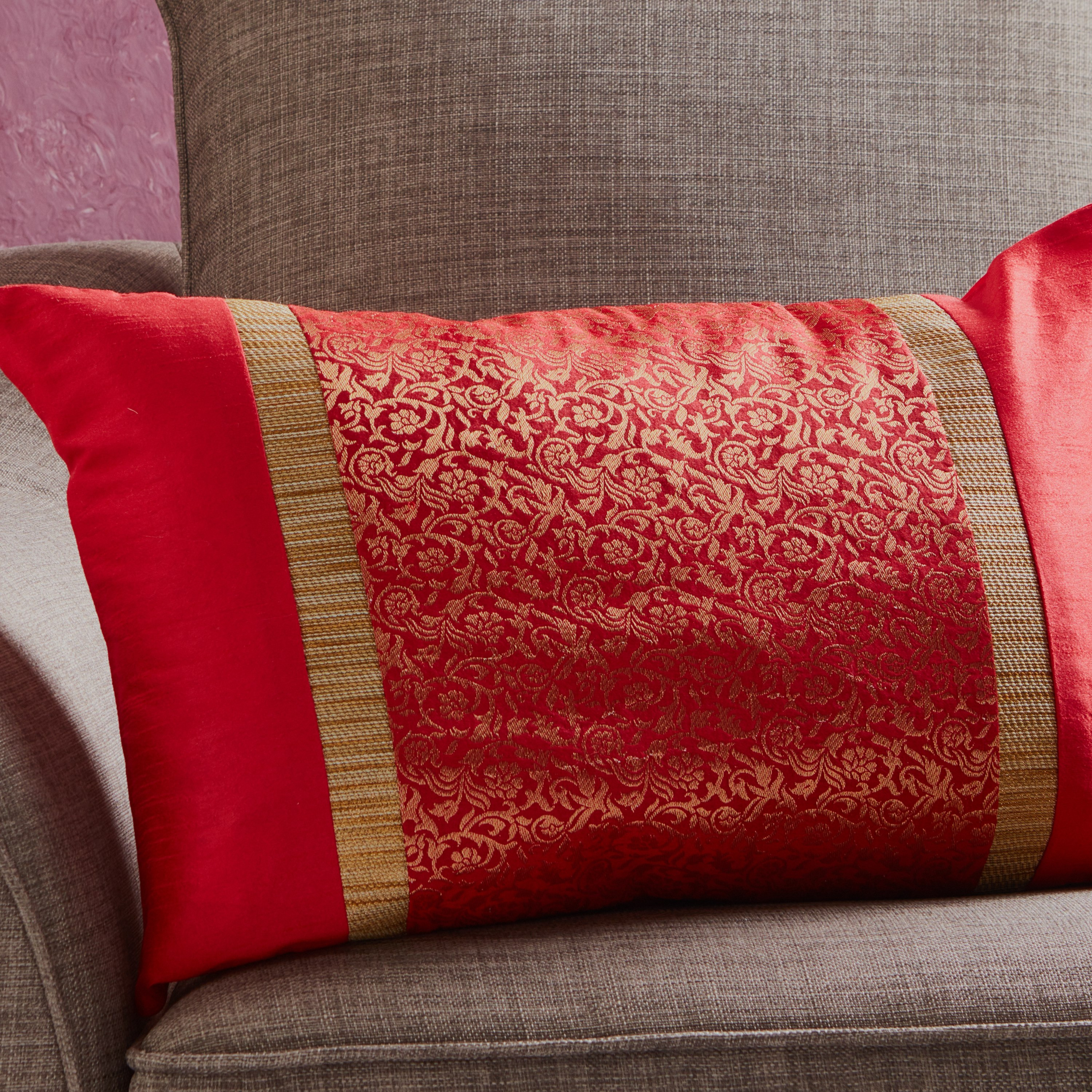 غطاء وسادة جاكار من إي سي راجا- 30x50 سم-hbxhomeware-cushionsandcovers-cushioncovers-image-2
