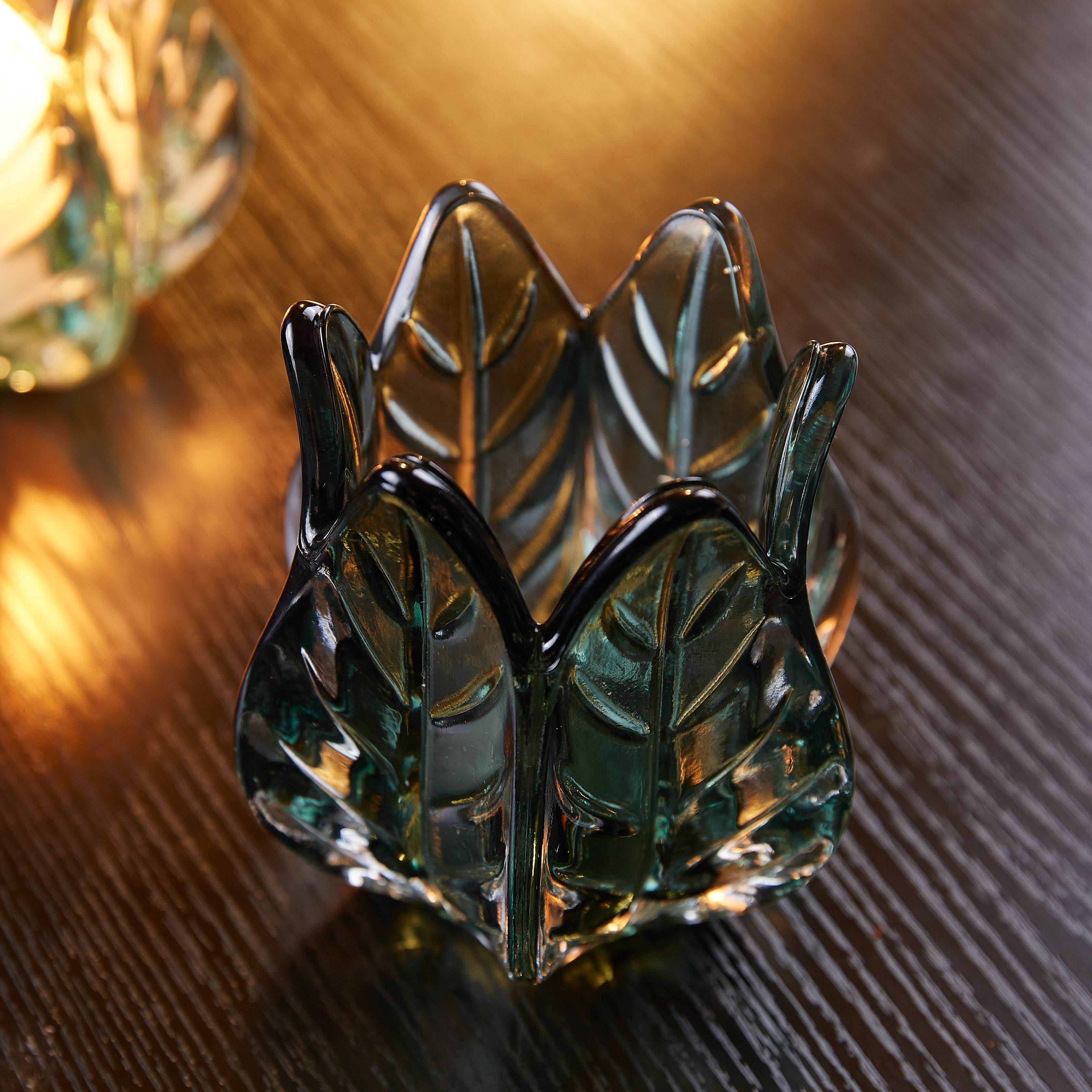 Leaf Shaped Glass Candle Holder-hbxlivingroom-decorandaccessories-candleholders-image-4