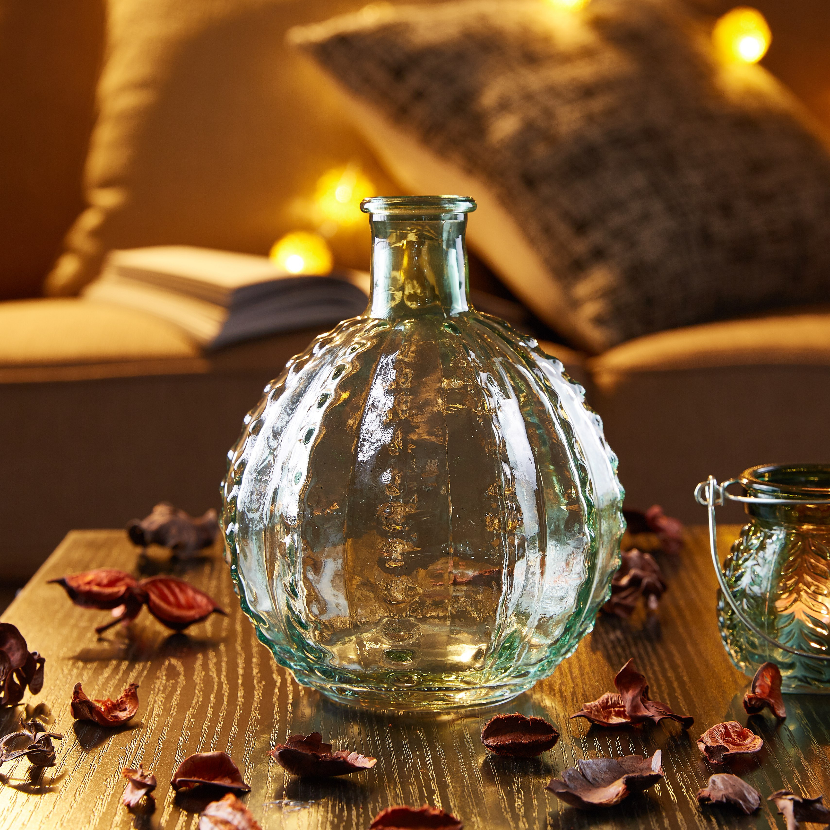 مزهرية زجاجية من فروست-hbxlivingroom-decorandaccessories-candleholders-image-1