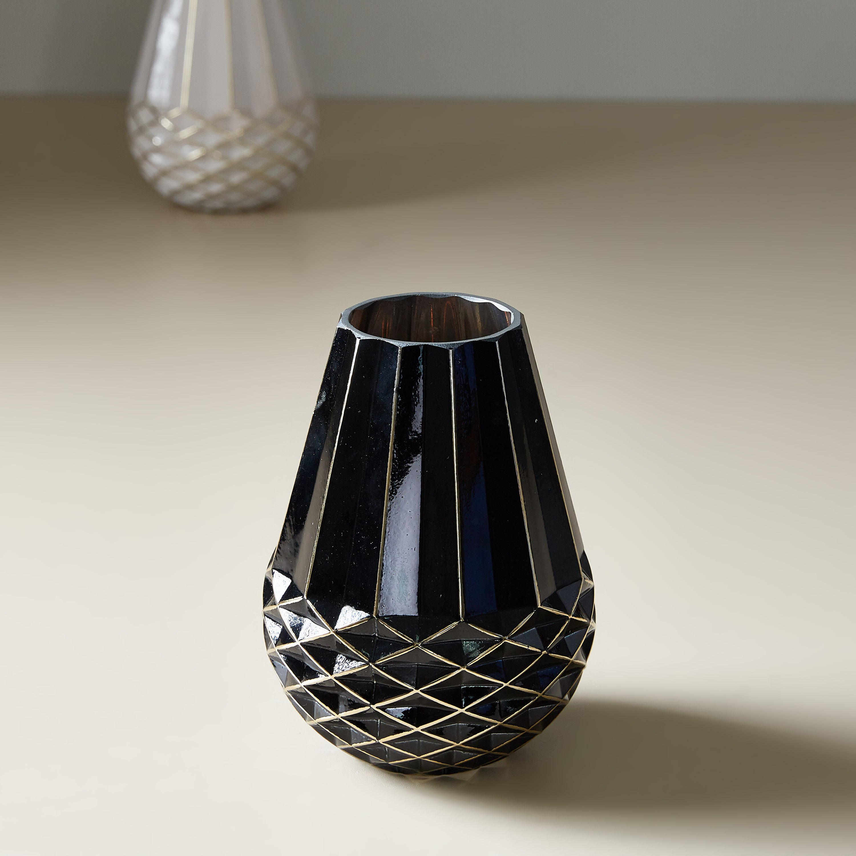 مزهرية زجاجية من سبلايم-hbxlivingroom-decorandaccessories-candleholders-image-6