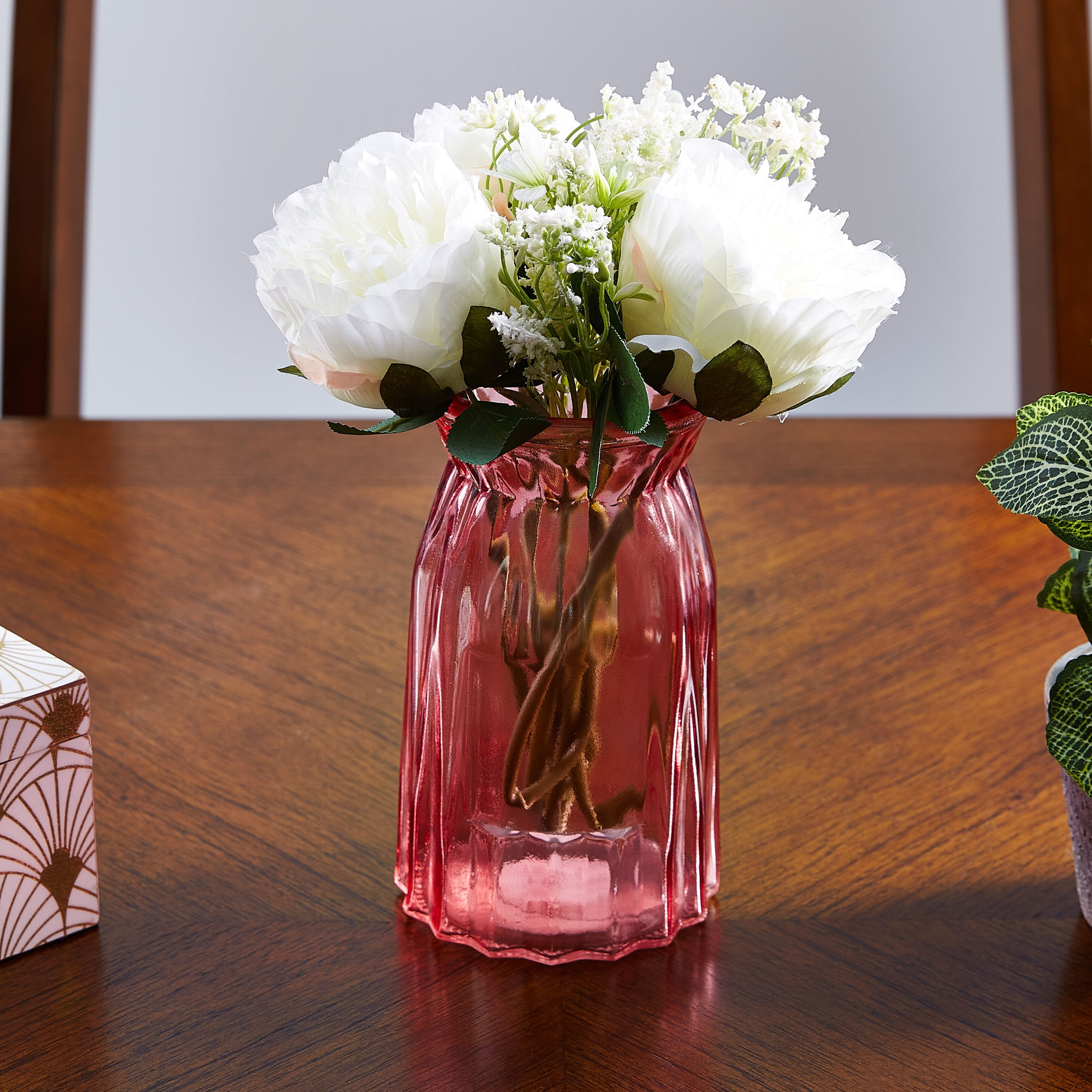 مزهرية زجاجية من بيتونيا-hbxbedroom-decorandaccessories-vases-image-1