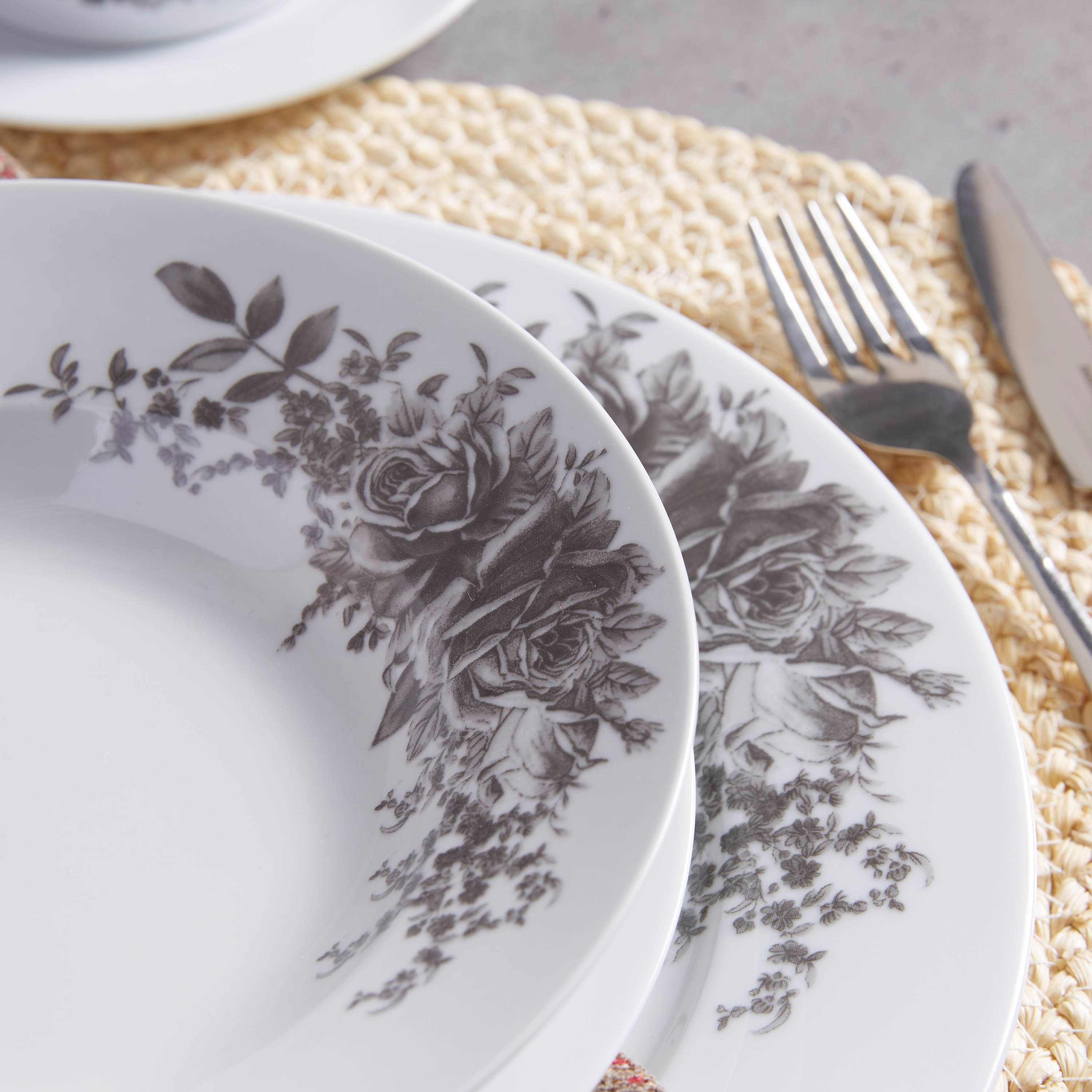 طقم سفرة بورسلان أزهار كلاسيكيّة من فيست - 20 قطعة-hbxhomeware-hbxkitchen-image-6