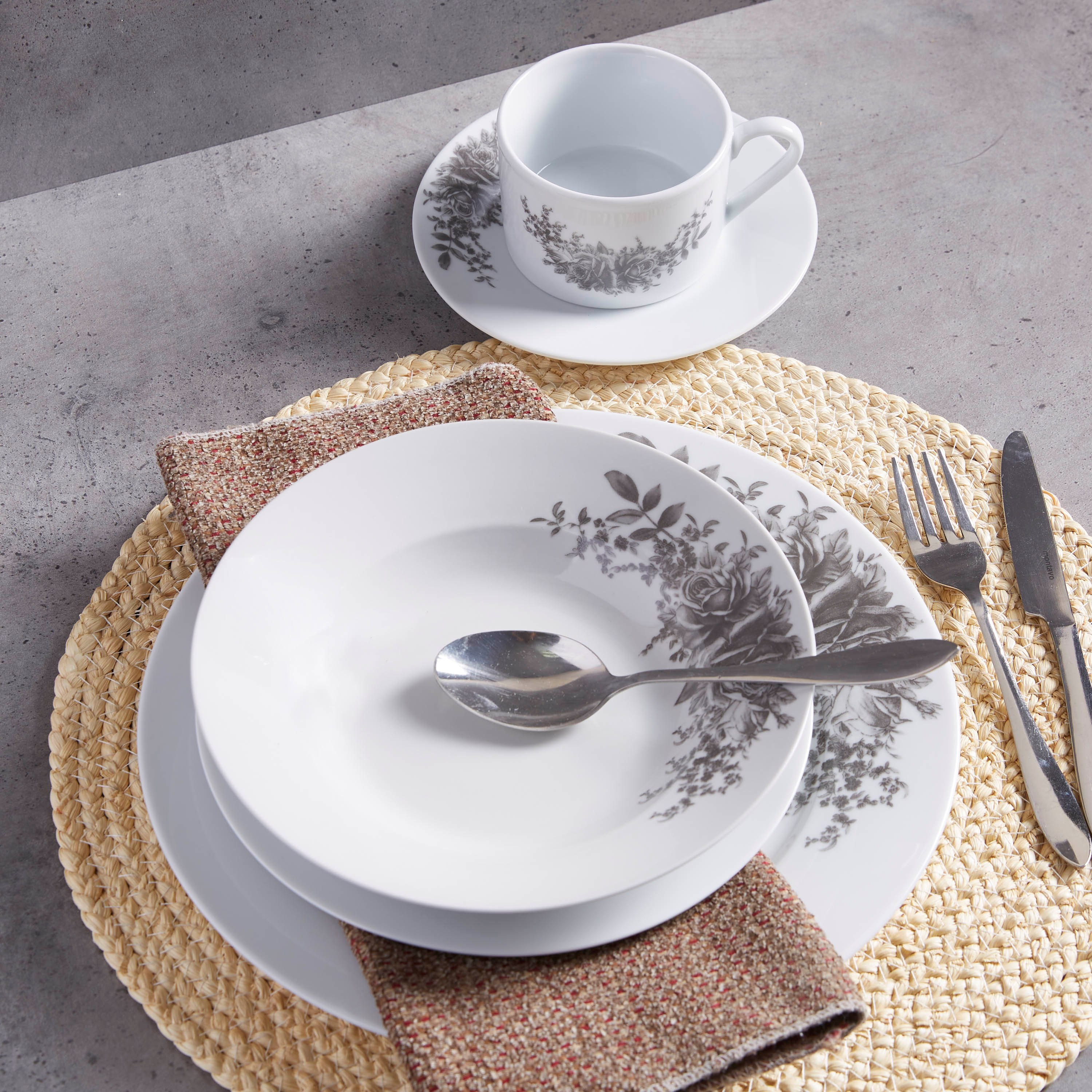 طقم سفرة بورسلان أزهار كلاسيكيّة من فيست - 20 قطعة-hbxhomeware-hbxkitchen-image-7