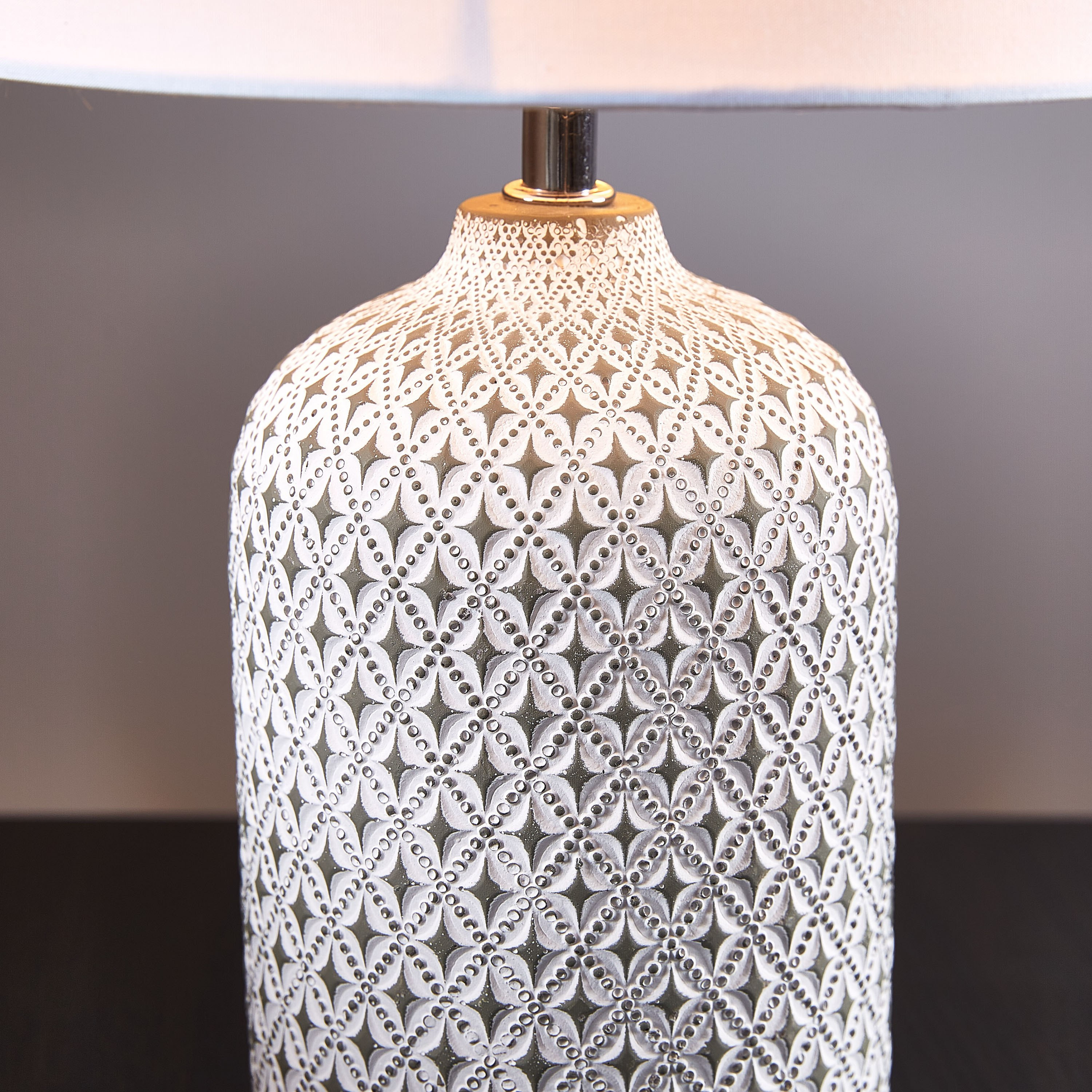 مصباح طاولة إسمنت من بروتون - 23x40 سم-hbxlivingroom-lighting-tablelamps-image-4