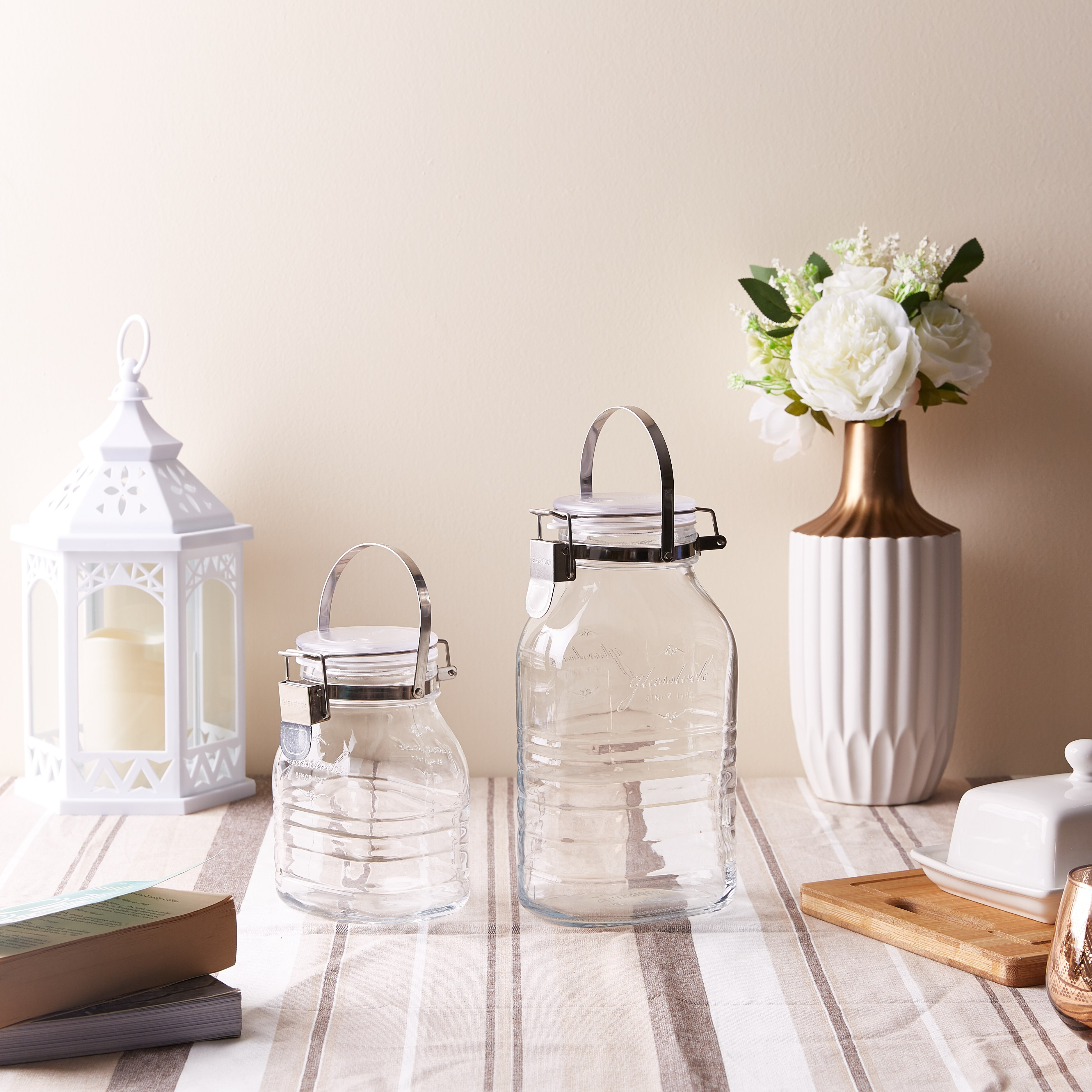 حاوية زجاجية كلاسيكية من جلاسلوك - 2000 مل-hbxhomeware-hbxkitchen-image-4