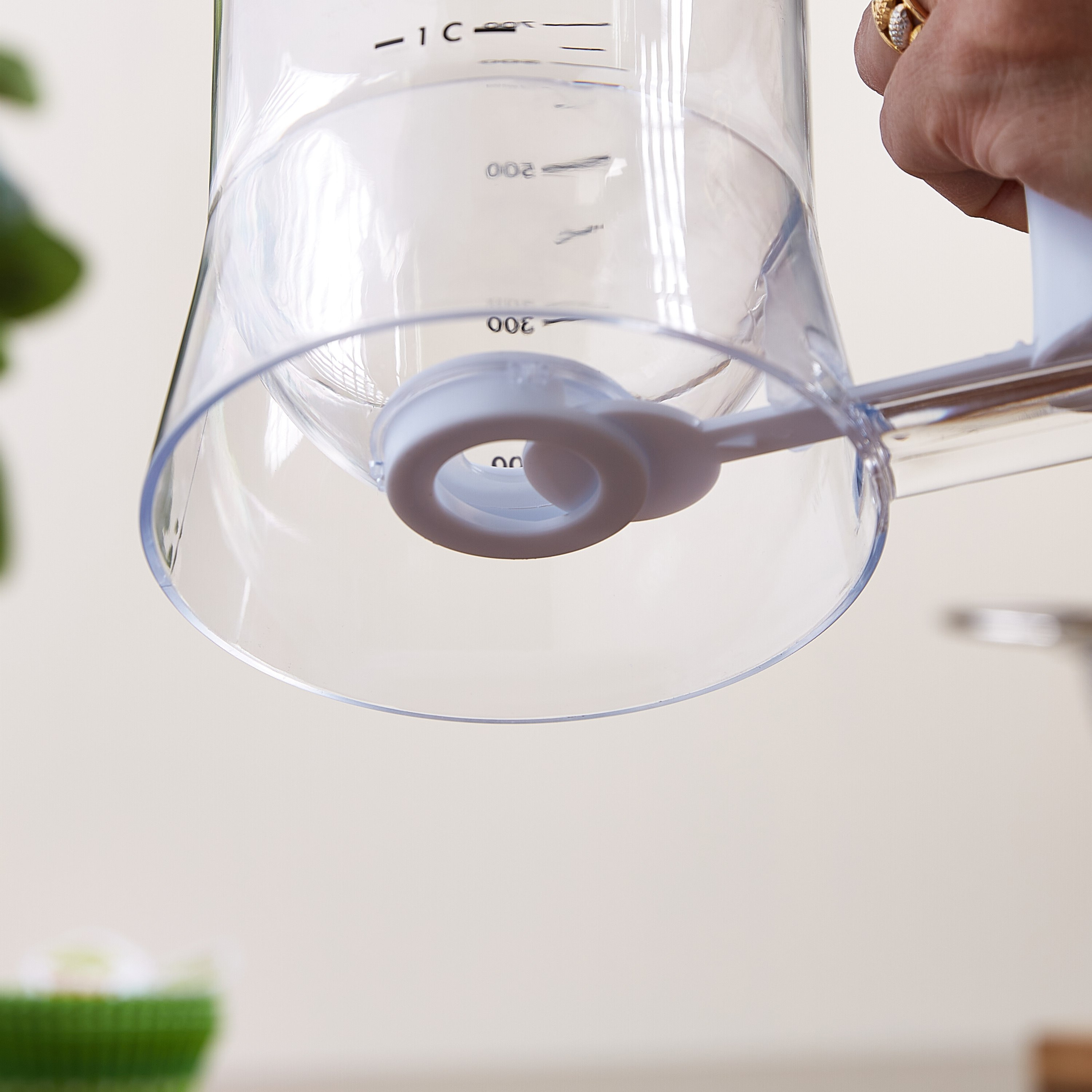 Wilto Smart Batter Dispenser-hbxhomeware-hbxkitchen-image-3