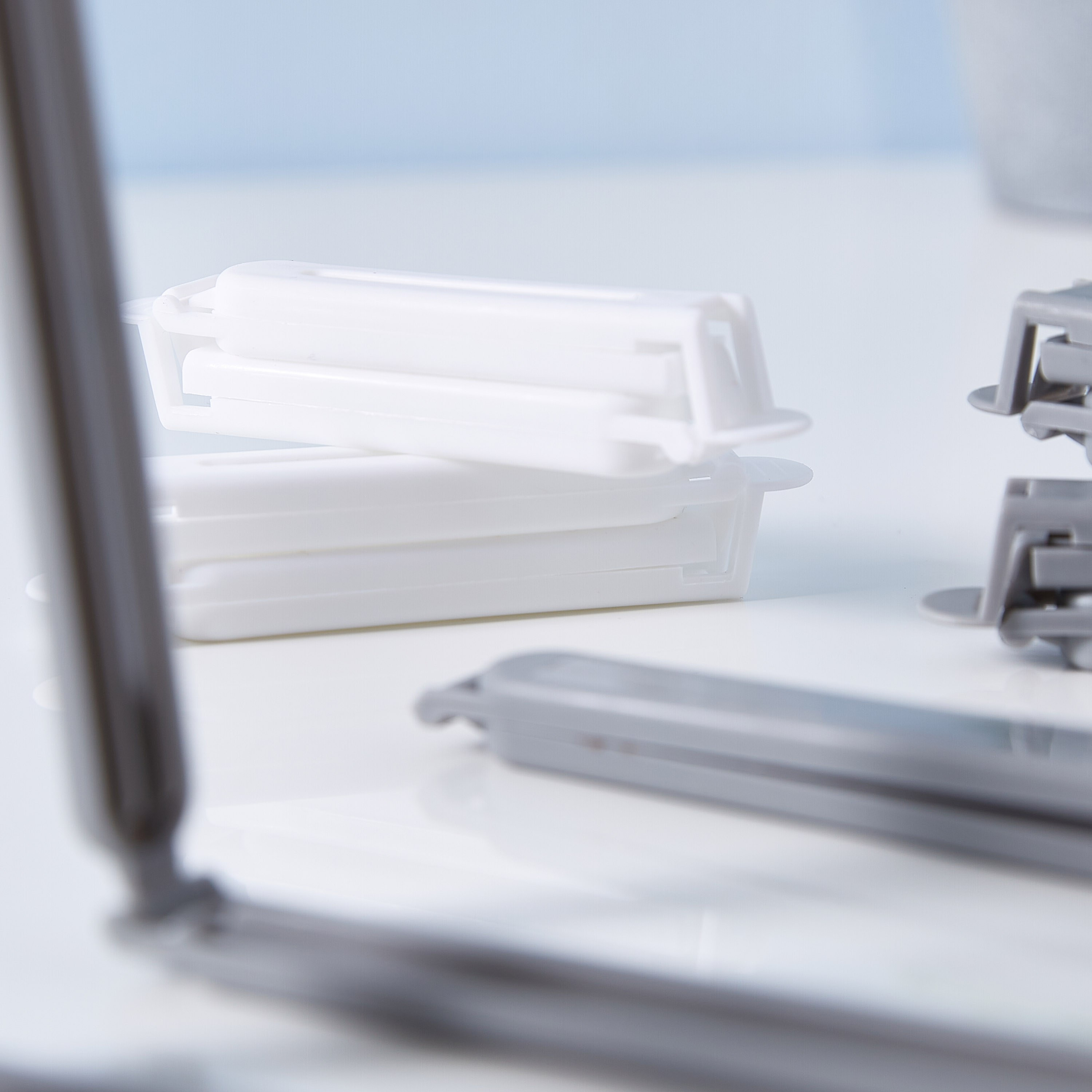 Sealing Clip - Set of 20-hbxkitchen-kitchenware-kitchenaccessories-image-4