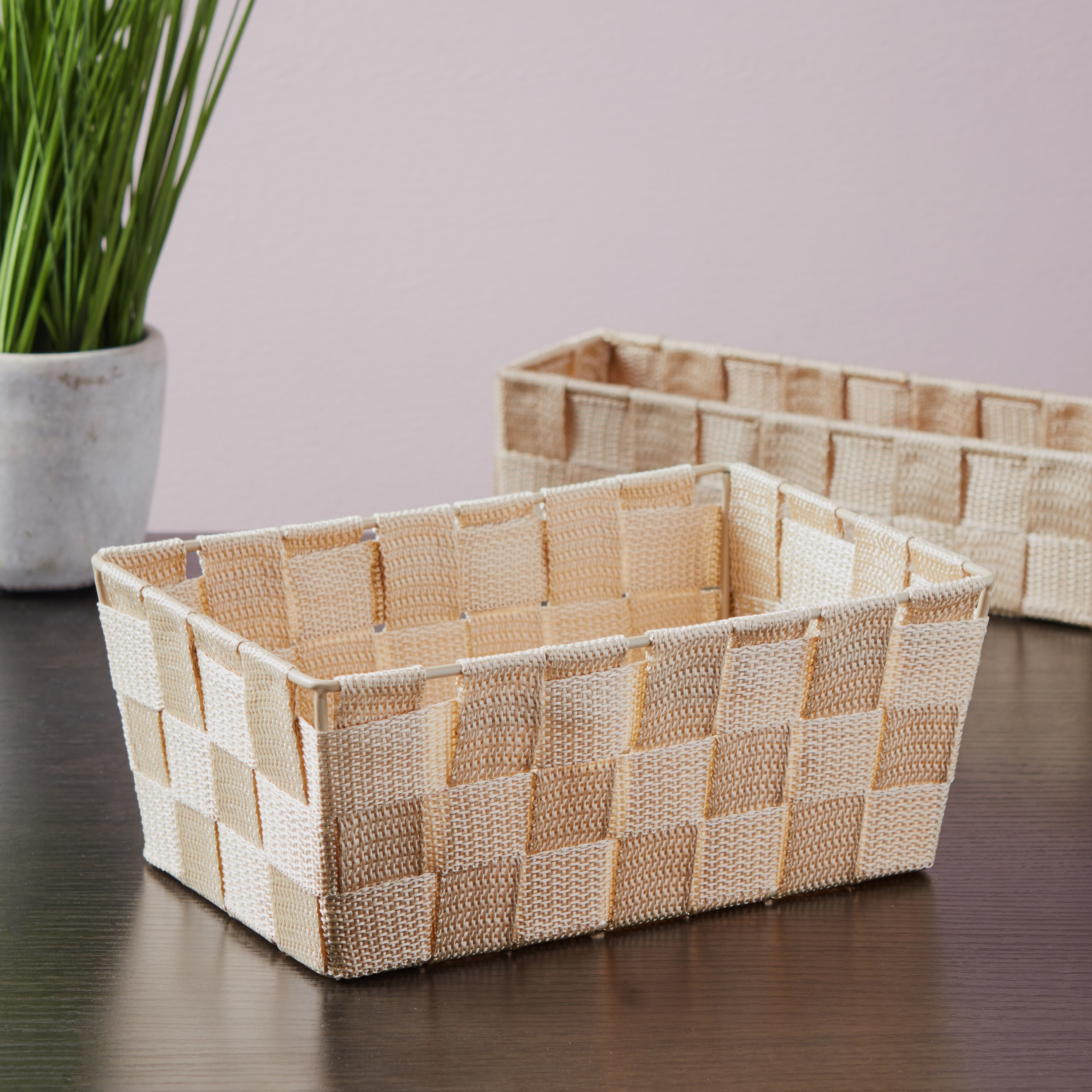 سلة بارزة الملمس بأحزمة - 22x14.5x9 سم-PROMO_HB_AE_B1G1_250925-image-1