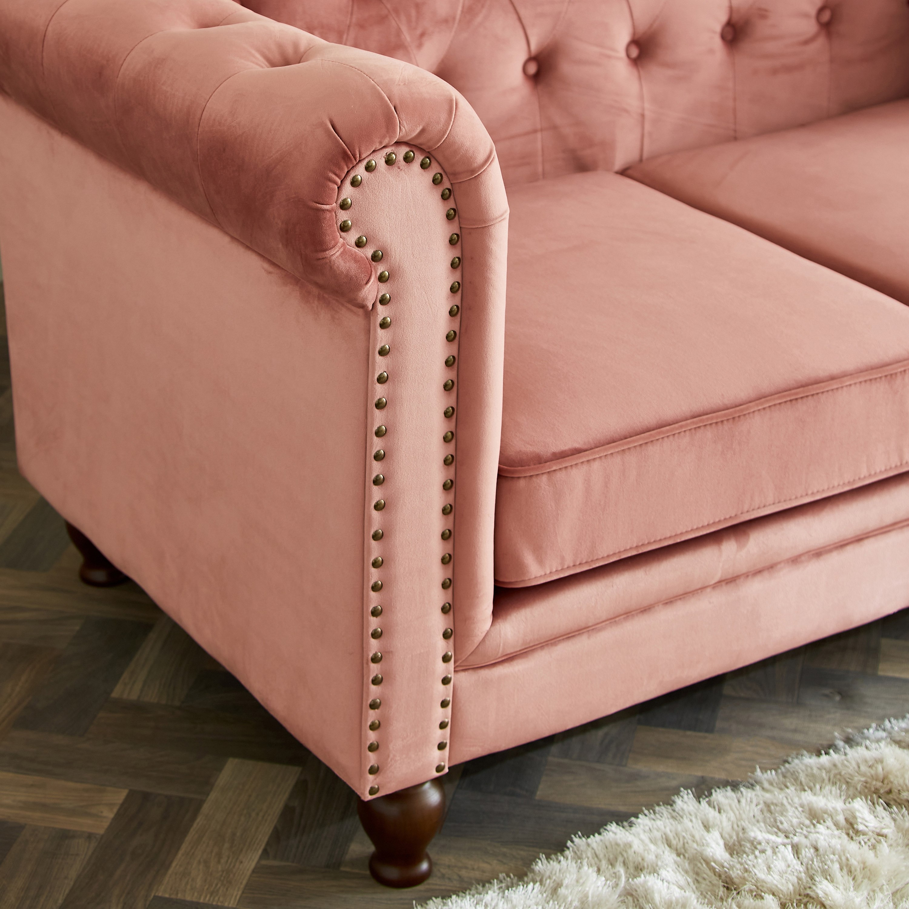 كنبة مخمل معنقدة مقعدين مع وسادتين من صوفيا-hbxlivingroom-sofasandarmchairs-sofas-image-3